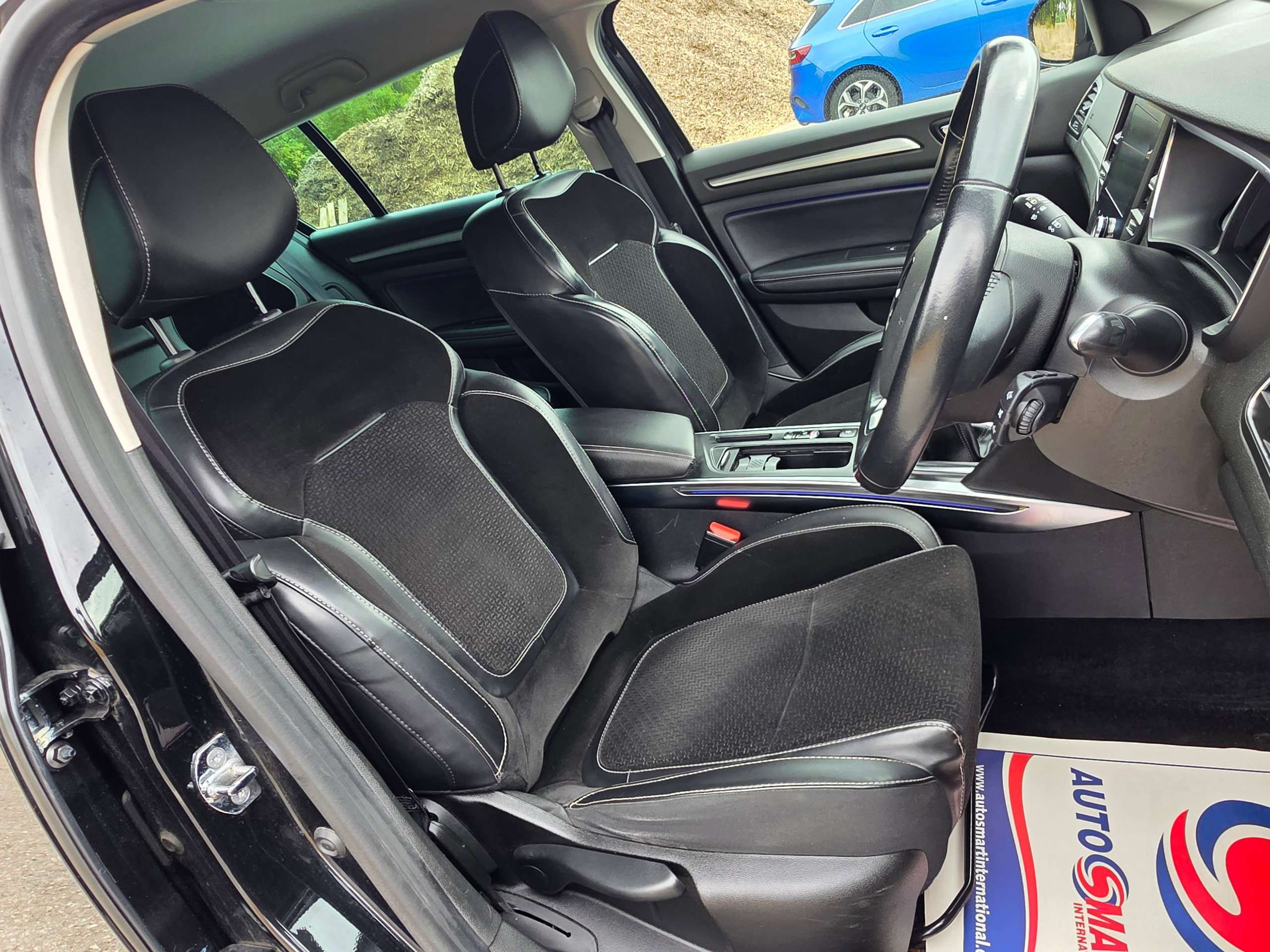 2017 RENAULT MEGANE 2017 RENAULT MEGANE