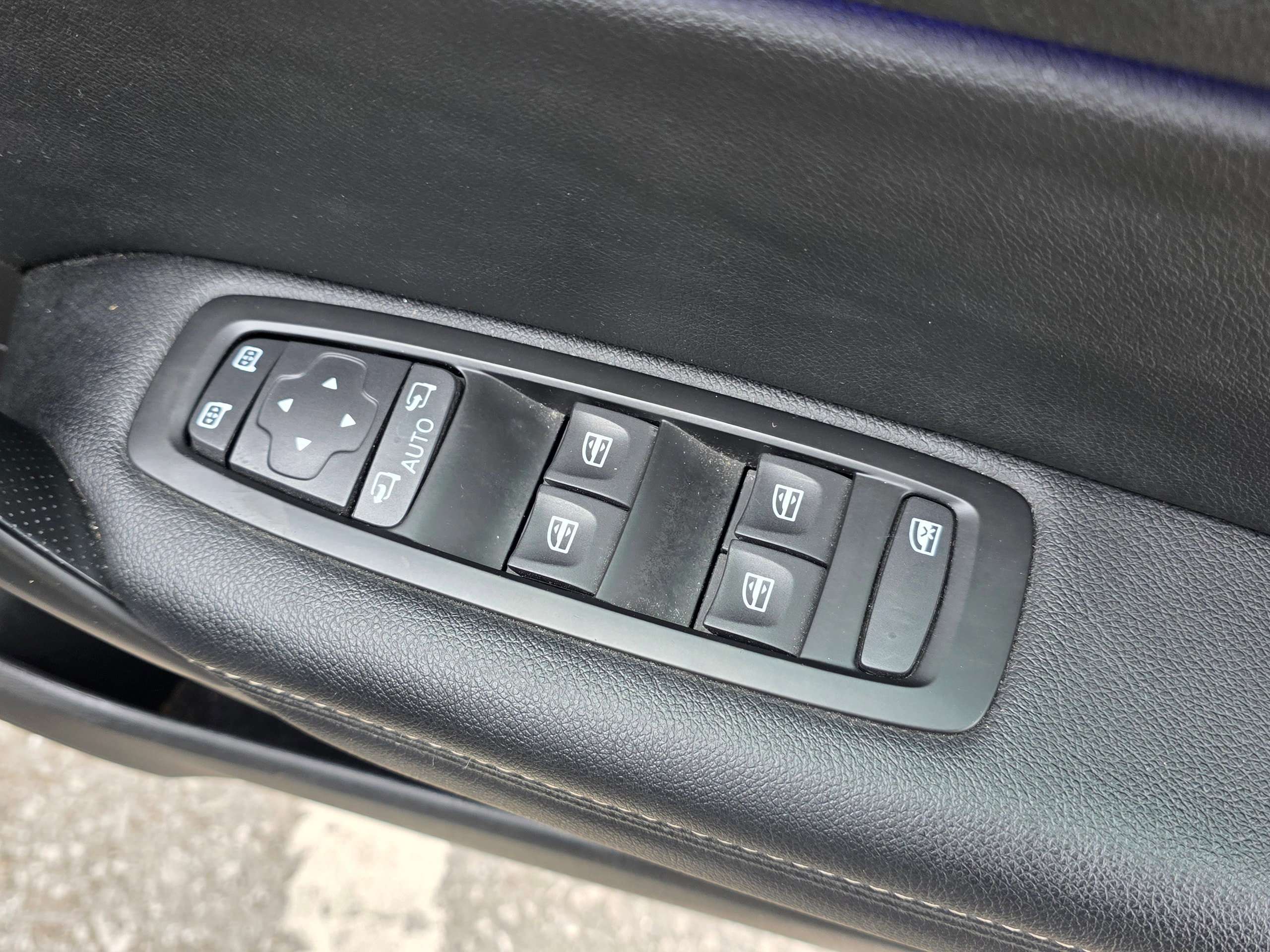 2017 RENAULT MEGANE 2017 RENAULT MEGANE