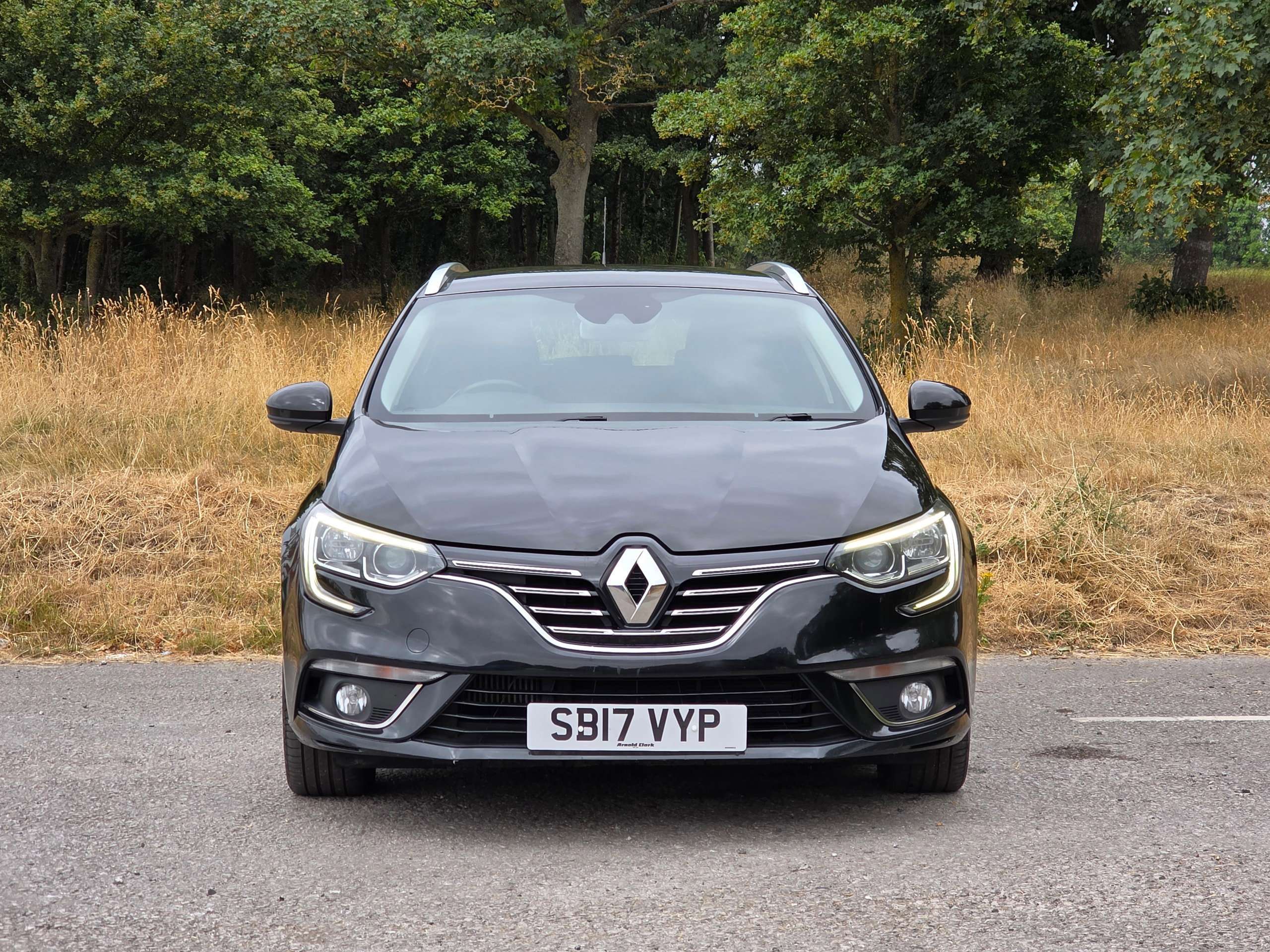 A 2017 RENAULT MEGANE 1.6 dCi Dynamique Nav Sport Tourer 5dr Diesel Manual Euro 6 (s/s) (130 ps) A 2017 RENAULT MEGANE 1.6 dCi Dynamique Nav Sport Tourer 5dr Diesel Manual Euro 6 (s/s) (130 ps)
