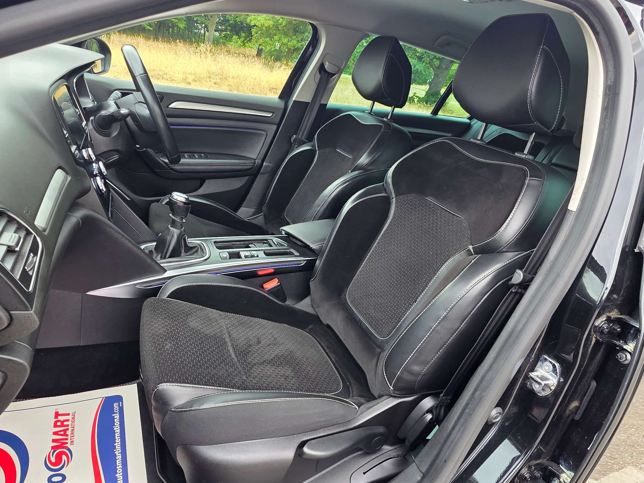 2017 RENAULT MEGANE 2017 RENAULT MEGANE