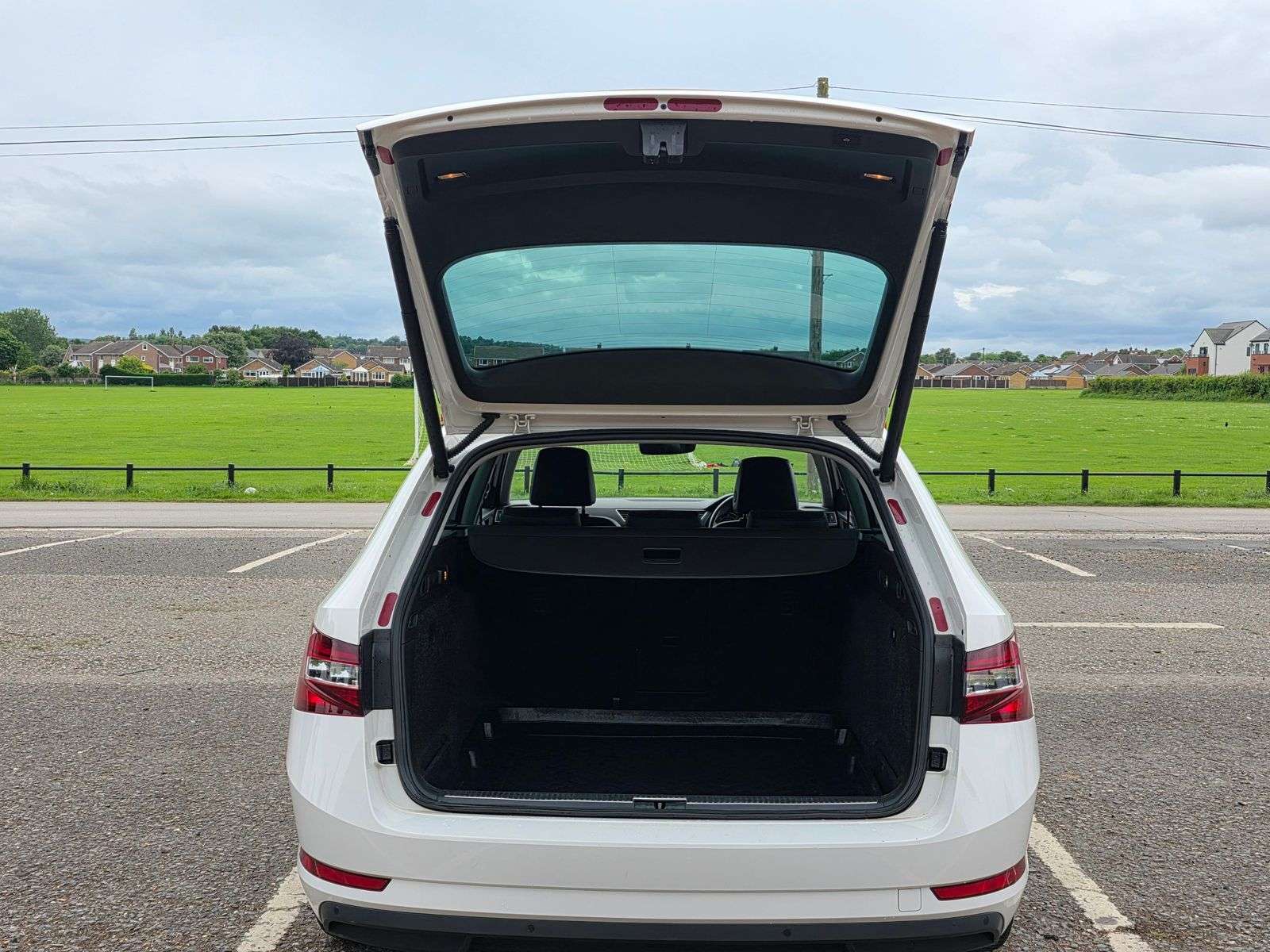 2017 SKODA SUPERB 2017 SKODA SUPERB