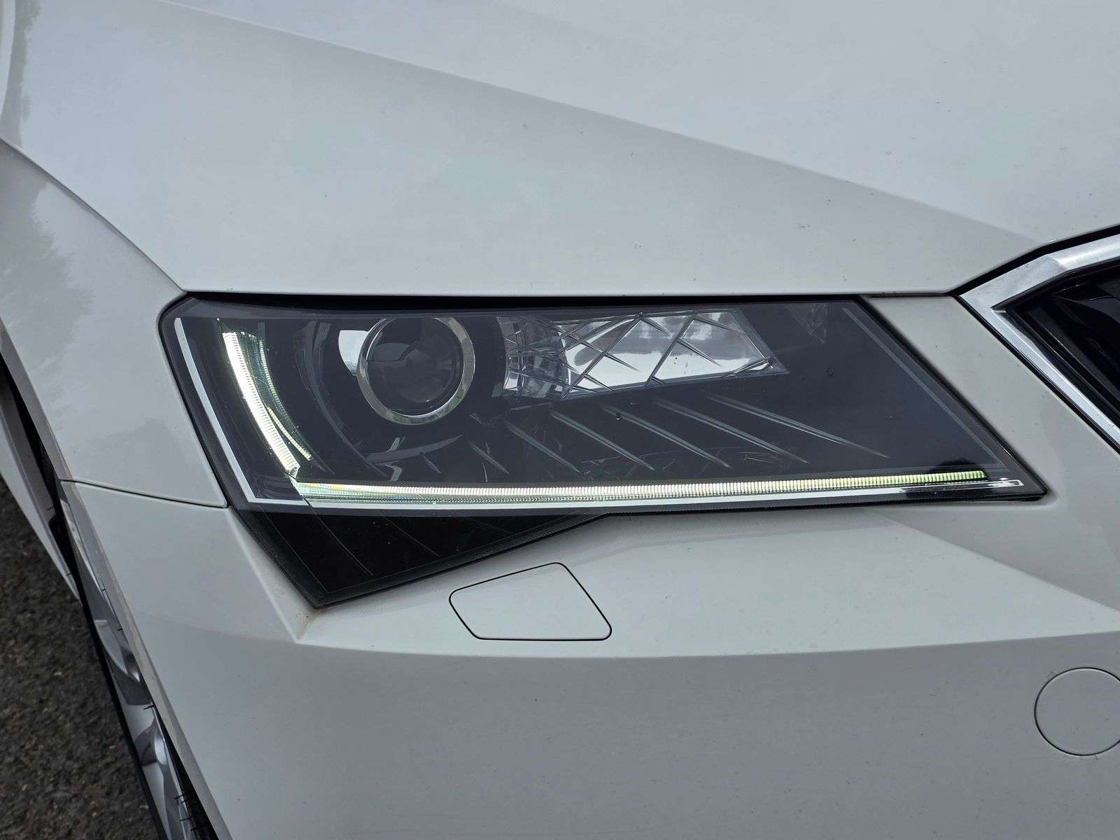 2017 SKODA SUPERB 2017 SKODA SUPERB