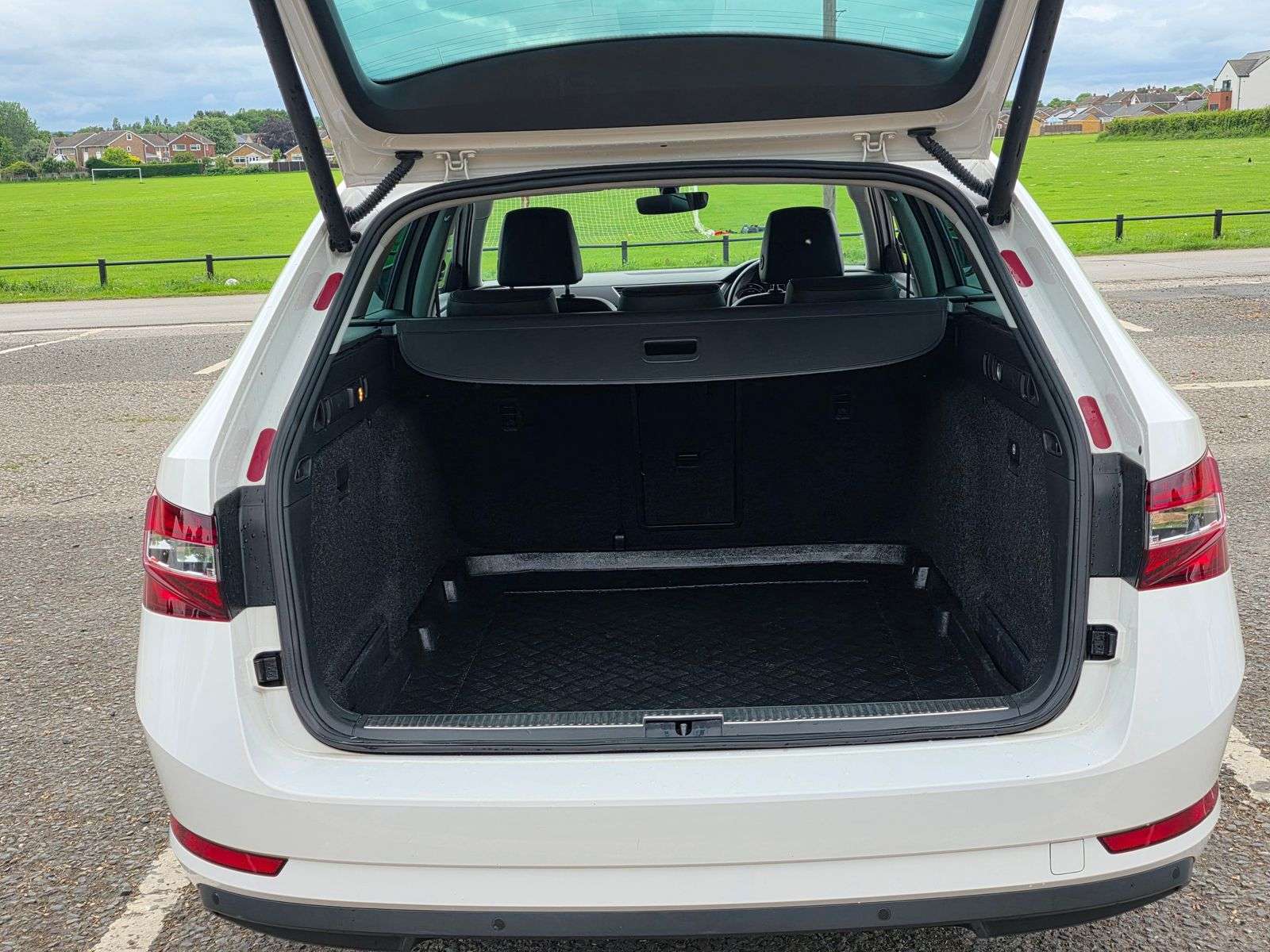 2017 SKODA SUPERB 2017 SKODA SUPERB