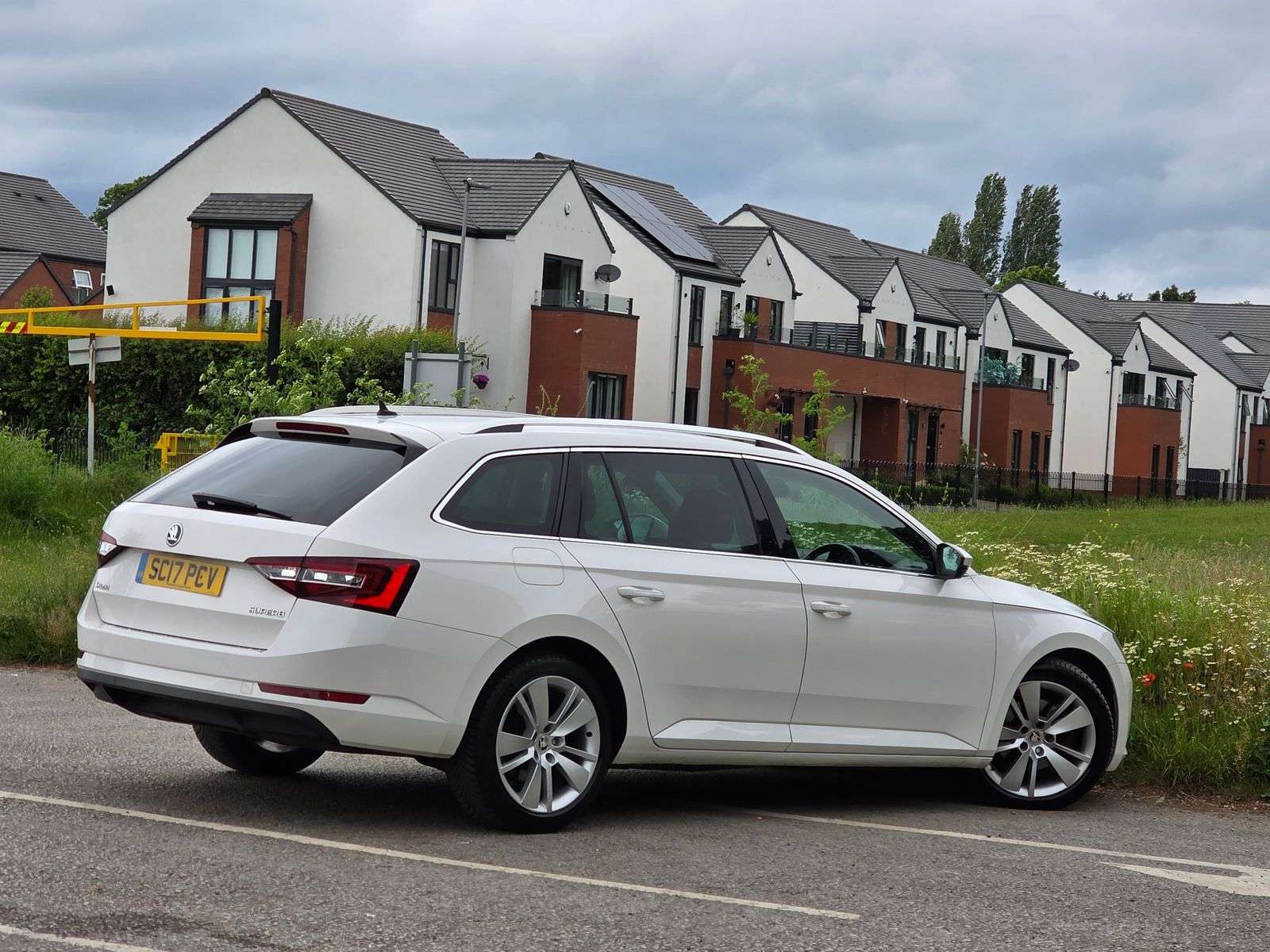 2017 SKODA SUPERB 2017 SKODA SUPERB