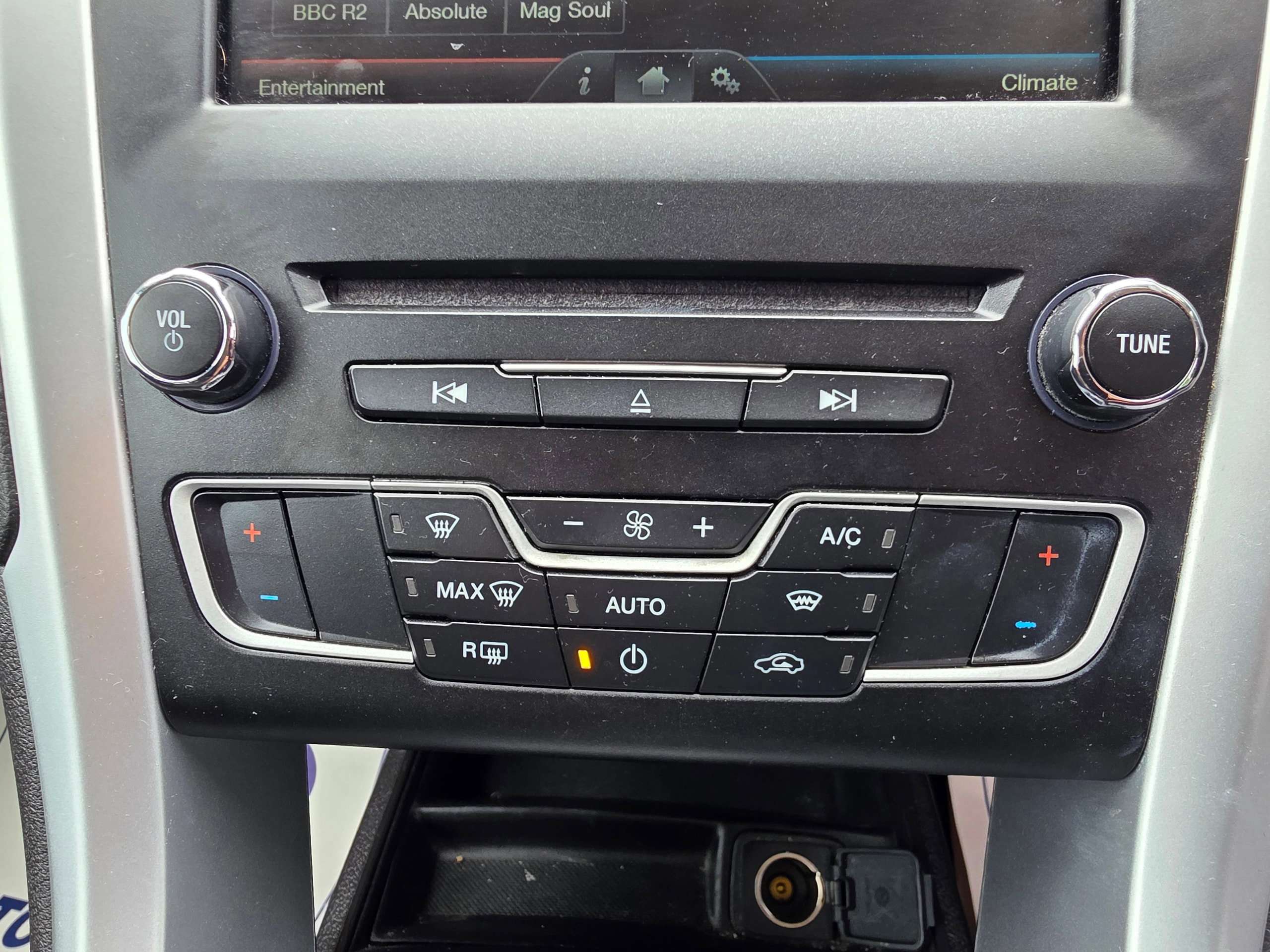 2015 FORD MONDEO 2015 FORD MONDEO
