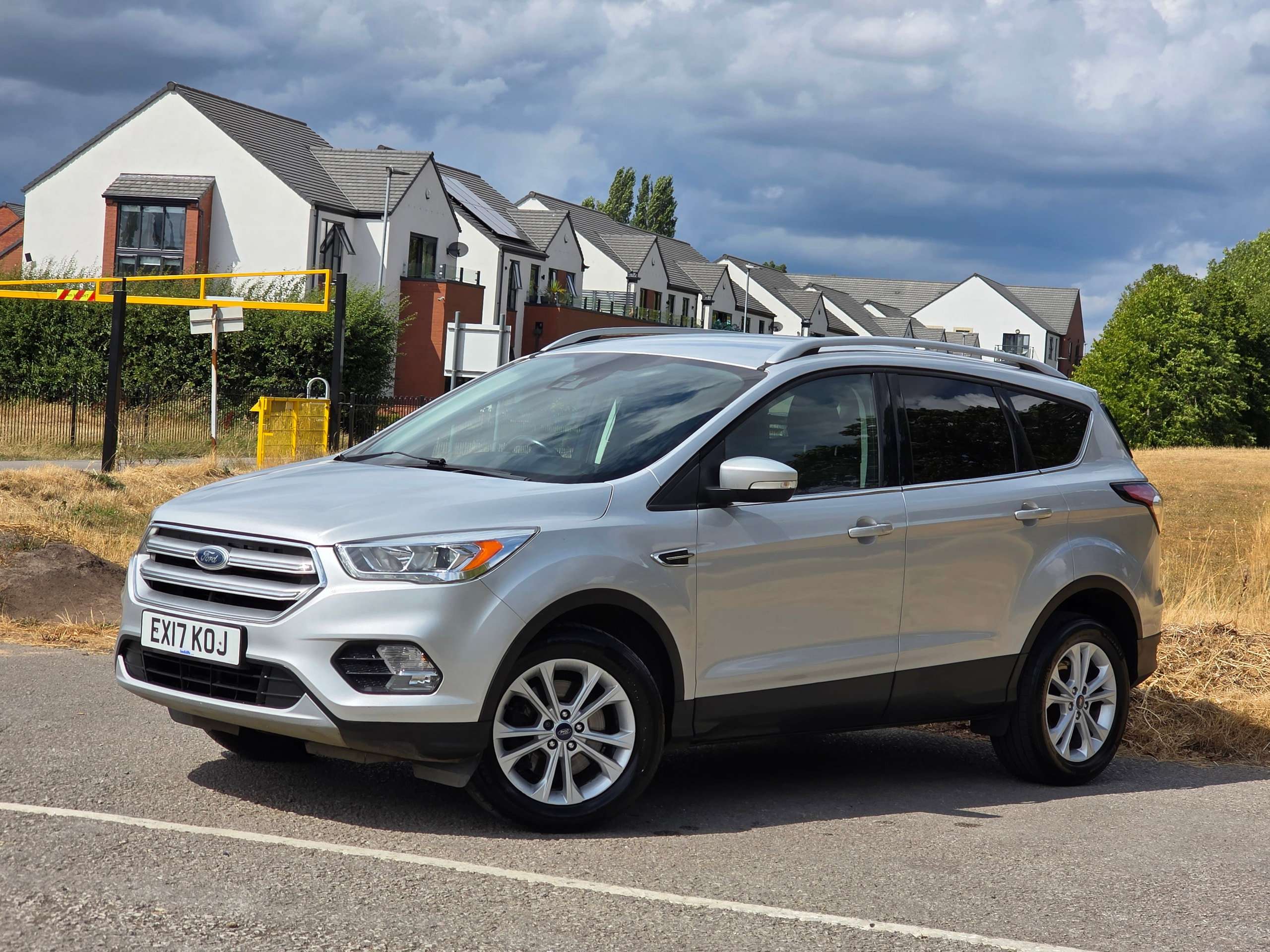 A 2017 FORD KUGA 2.0 TDCi Titanium SUV 5dr Diesel Manual Euro 6 (s/s) (150 ps) A 2017 FORD KUGA 2.0 TDCi Titanium SUV 5dr Diesel Manual Euro 6 (s/s) (150 ps)