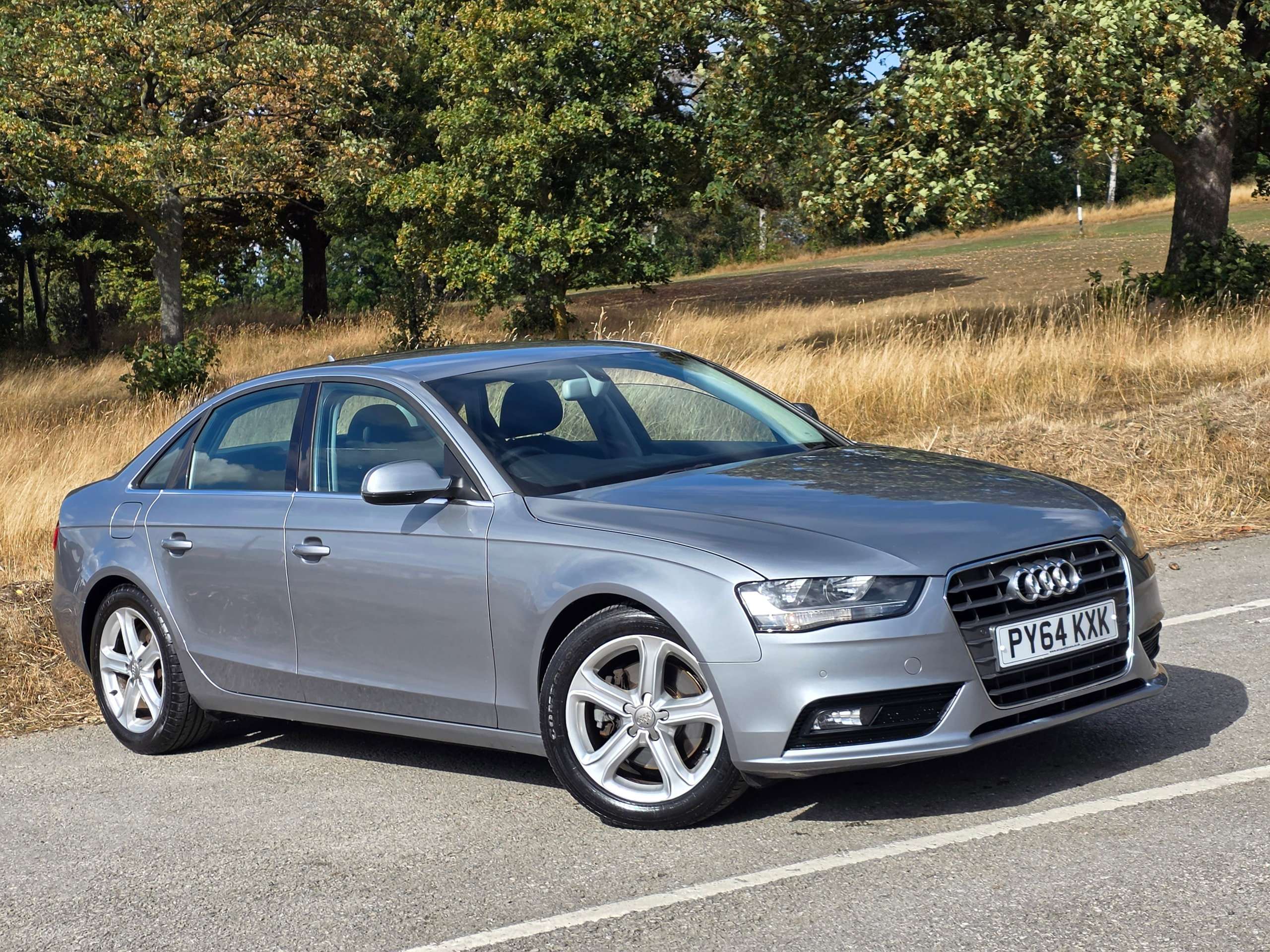 A 2015 AUDI A4 2.0 TDI ultra SE Technik Saloon 4dr Diesel Manual Euro 6 (s/s) (163 ps) A 2015 AUDI A4 2.0 TDI ultra SE Technik Saloon 4dr Diesel Manual Euro 6 (s/s) (163 ps)