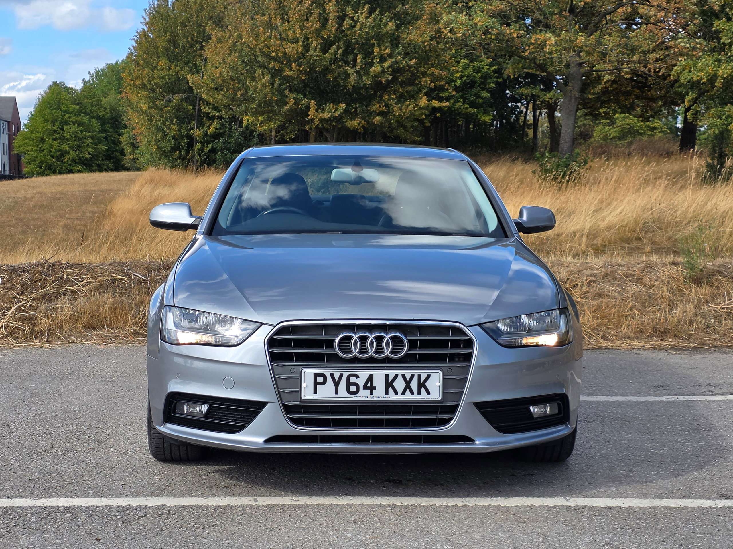 A 2015 AUDI A4 2.0 TDI ultra SE Technik Saloon 4dr Diesel Manual Euro 6 (s/s) (163 ps) A 2015 AUDI A4 2.0 TDI ultra SE Technik Saloon 4dr Diesel Manual Euro 6 (s/s) (163 ps)