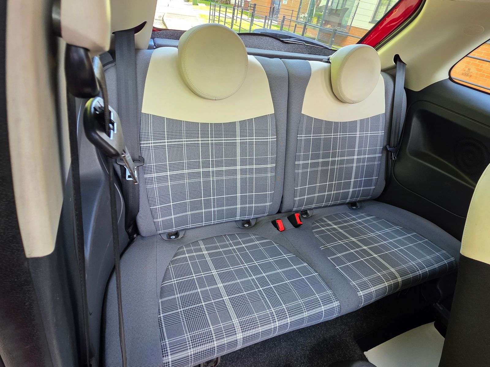 2017 FIAT 500 2017 FIAT 500