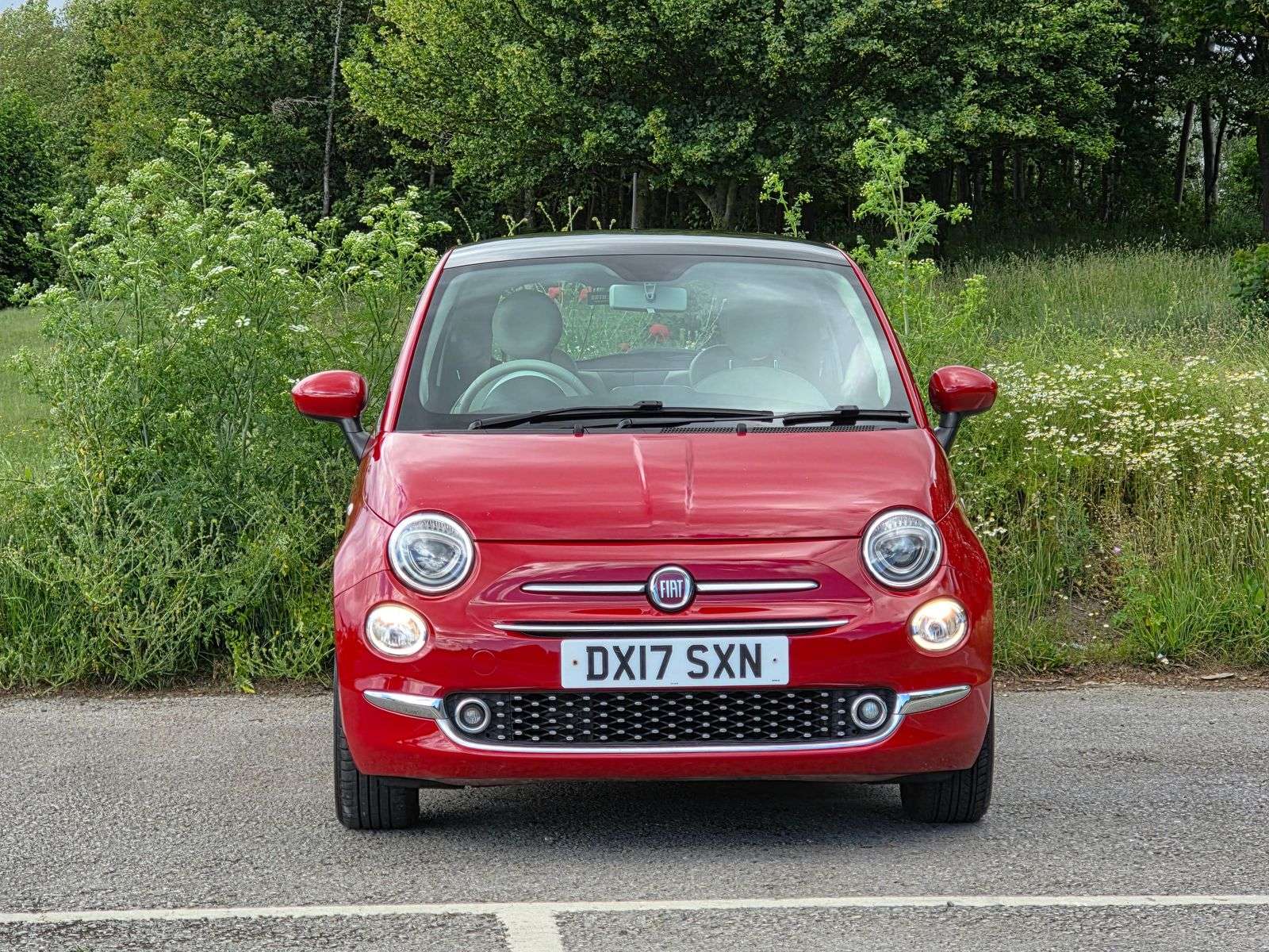 A 2017 FIAT 500 1.2 Lounge Hatchback 3dr Petrol Manual Euro 6 (s/s) (69 bhp) A 2017 FIAT 500 1.2 Lounge Hatchback 3dr Petrol Manual Euro 6 (s/s) (69 bhp)