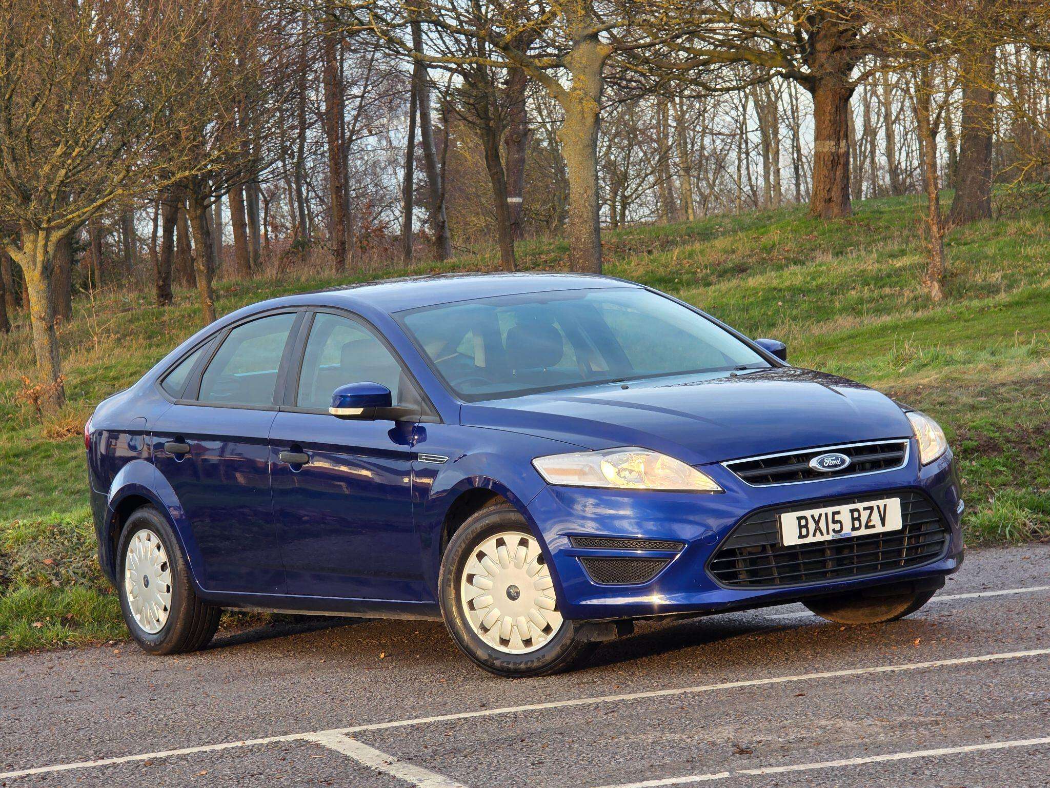 A 2015 FORD MONDEO 1.6 TDCi ECOnetic Edge Euro 5 (s/s) 5dr A 2015 FORD MONDEO 1.6 TDCi ECOnetic Edge Euro 5 (s/s) 5dr