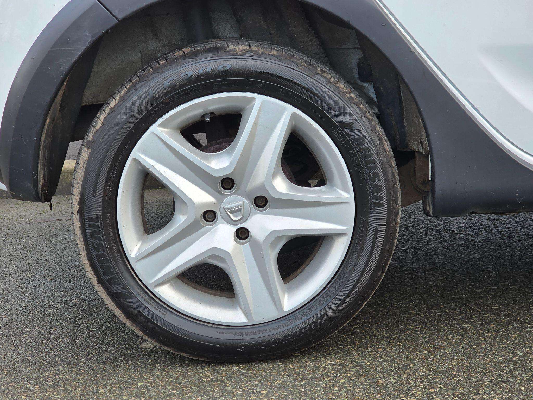 2015 DACIA SANDERO STEPWAY 2015 DACIA SANDERO STEPWAY