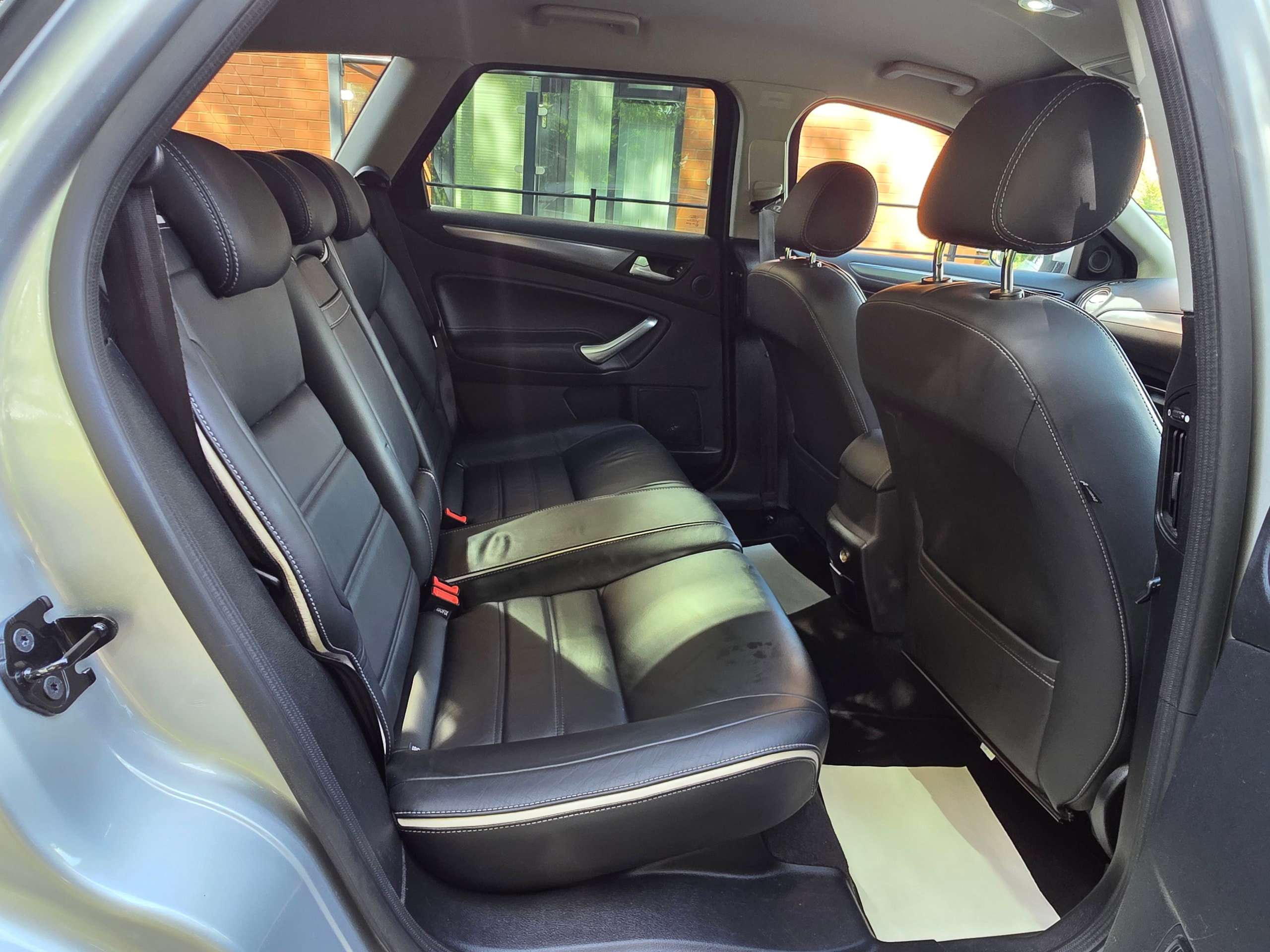 2010 FORD MONDEO 2010 FORD MONDEO