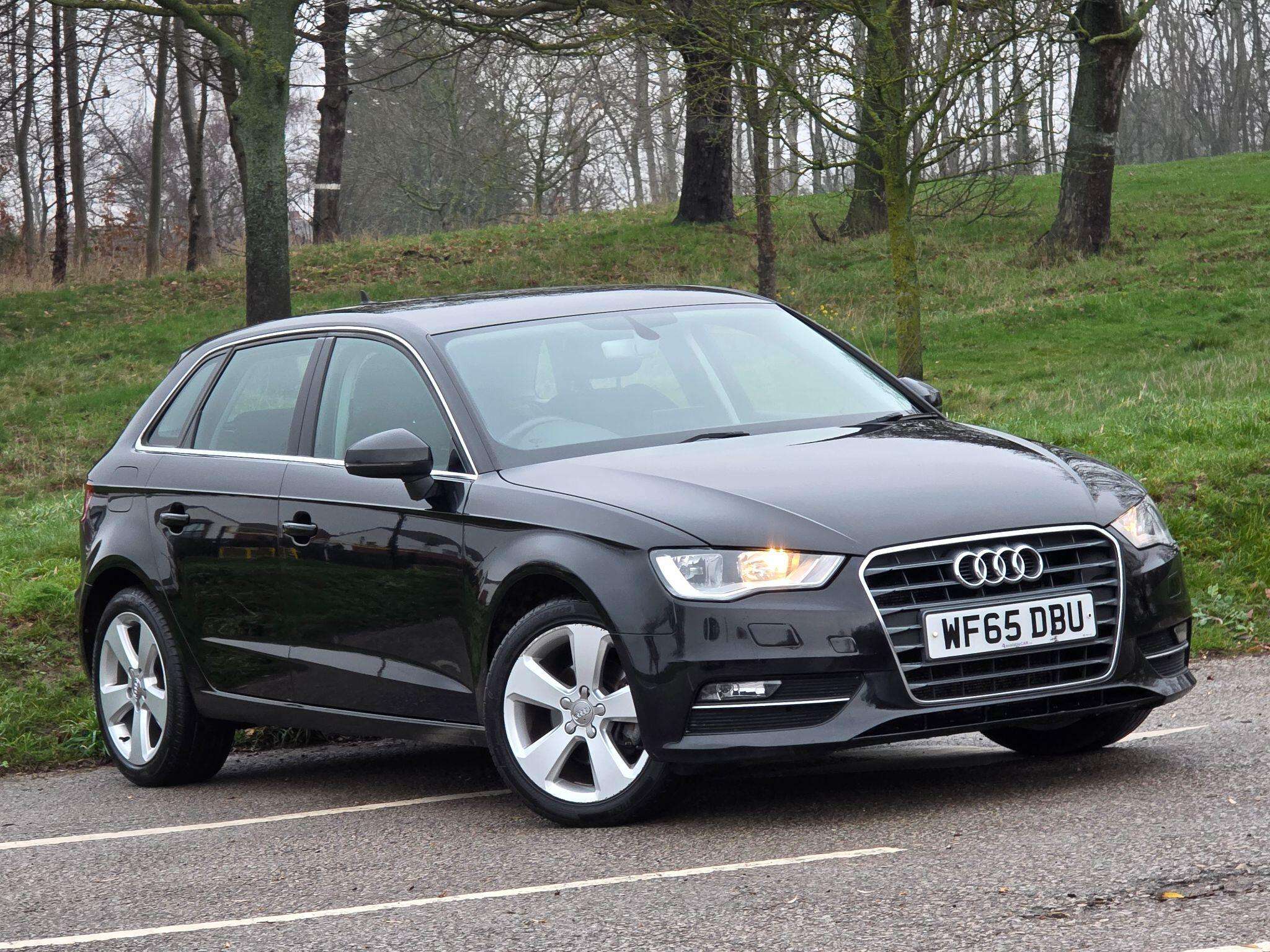 A 2015 AUDI A3 1.6 TDI Sport Sportback Euro 6 (s/s) 5dr (Nav) A 2015 AUDI A3 1.6 TDI Sport Sportback Euro 6 (s/s) 5dr (Nav)