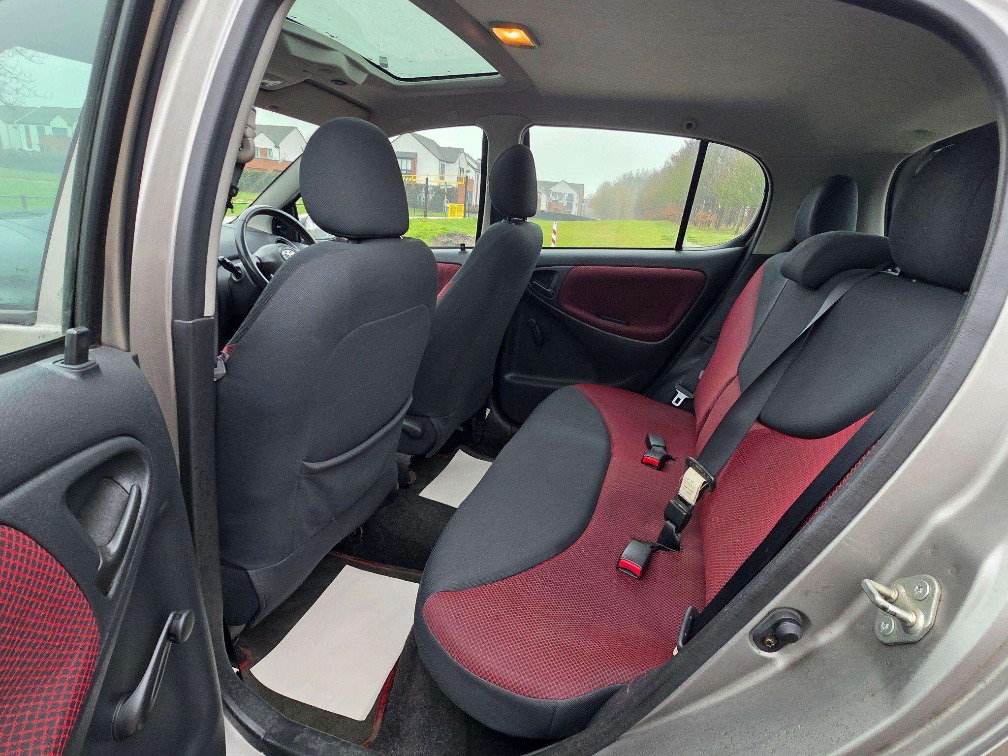 2005 TOYOTA YARIS 2005 TOYOTA YARIS