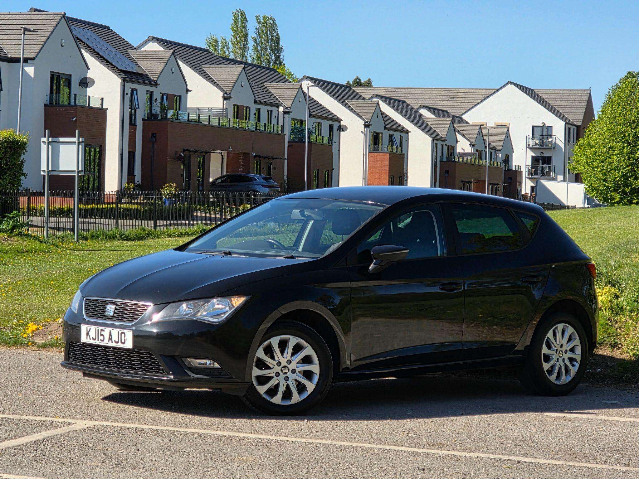 A 2015 SEAT LEON 1.6 TDI Ecomotive CR SE Euro 5 (s/s) 5dr A 2015 SEAT LEON 1.6 TDI Ecomotive CR SE Euro 5 (s/s) 5dr