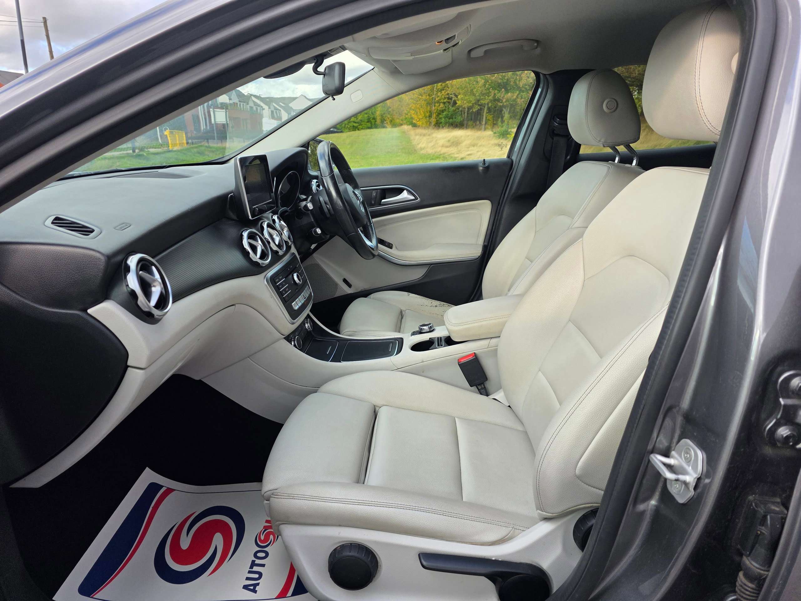 2017 MERCEDES-BENZ GLA 2017 MERCEDES-BENZ GLA