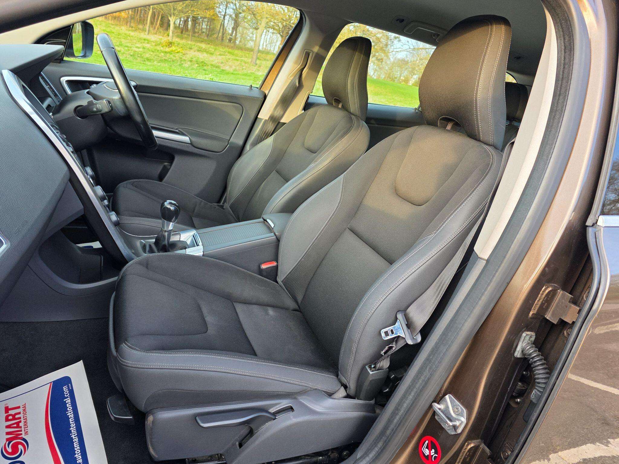 2013 VOLVO XC60 2013 VOLVO XC60