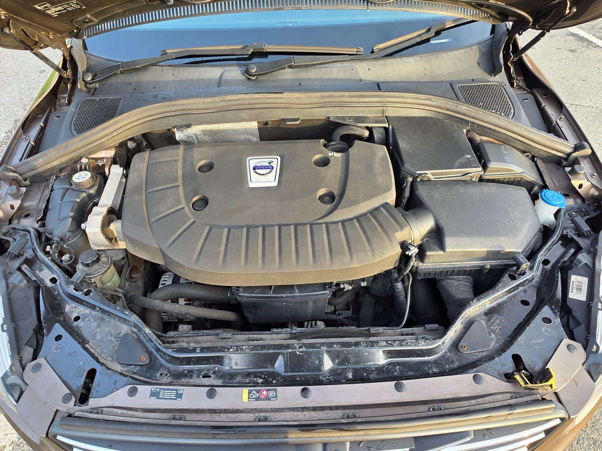 2013 VOLVO XC60 2013 VOLVO XC60