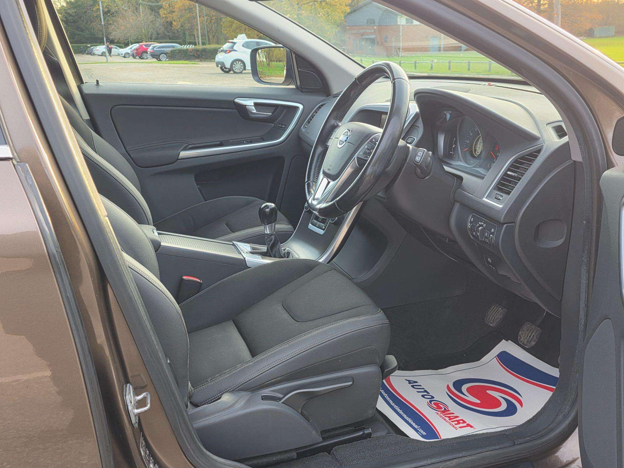 2013 VOLVO XC60 2013 VOLVO XC60