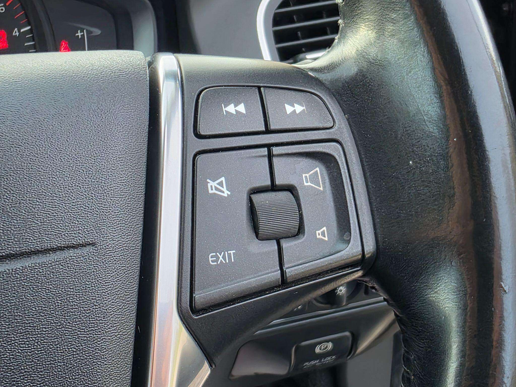 2013 VOLVO XC60 2013 VOLVO XC60