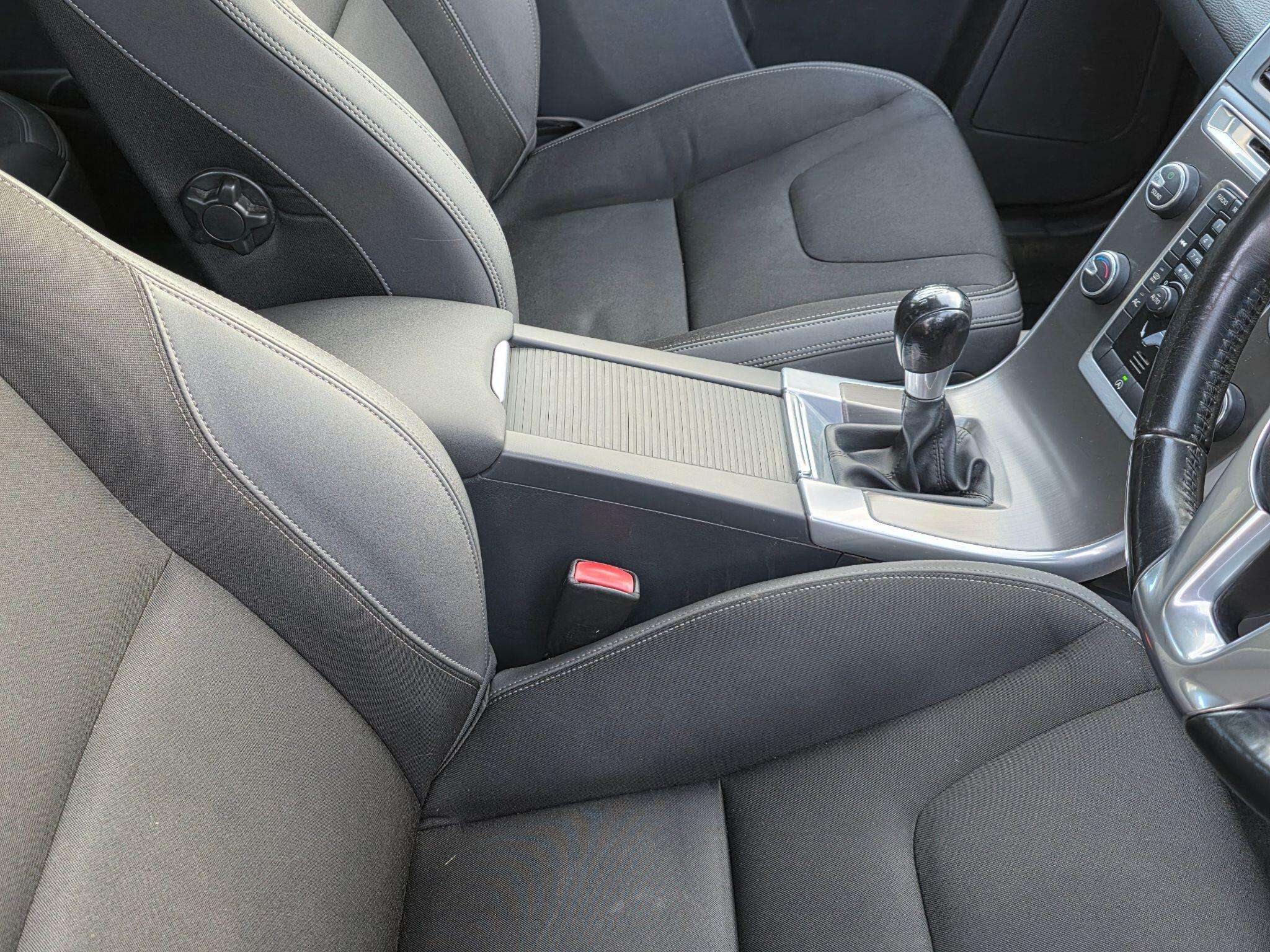 2013 VOLVO XC60 2013 VOLVO XC60