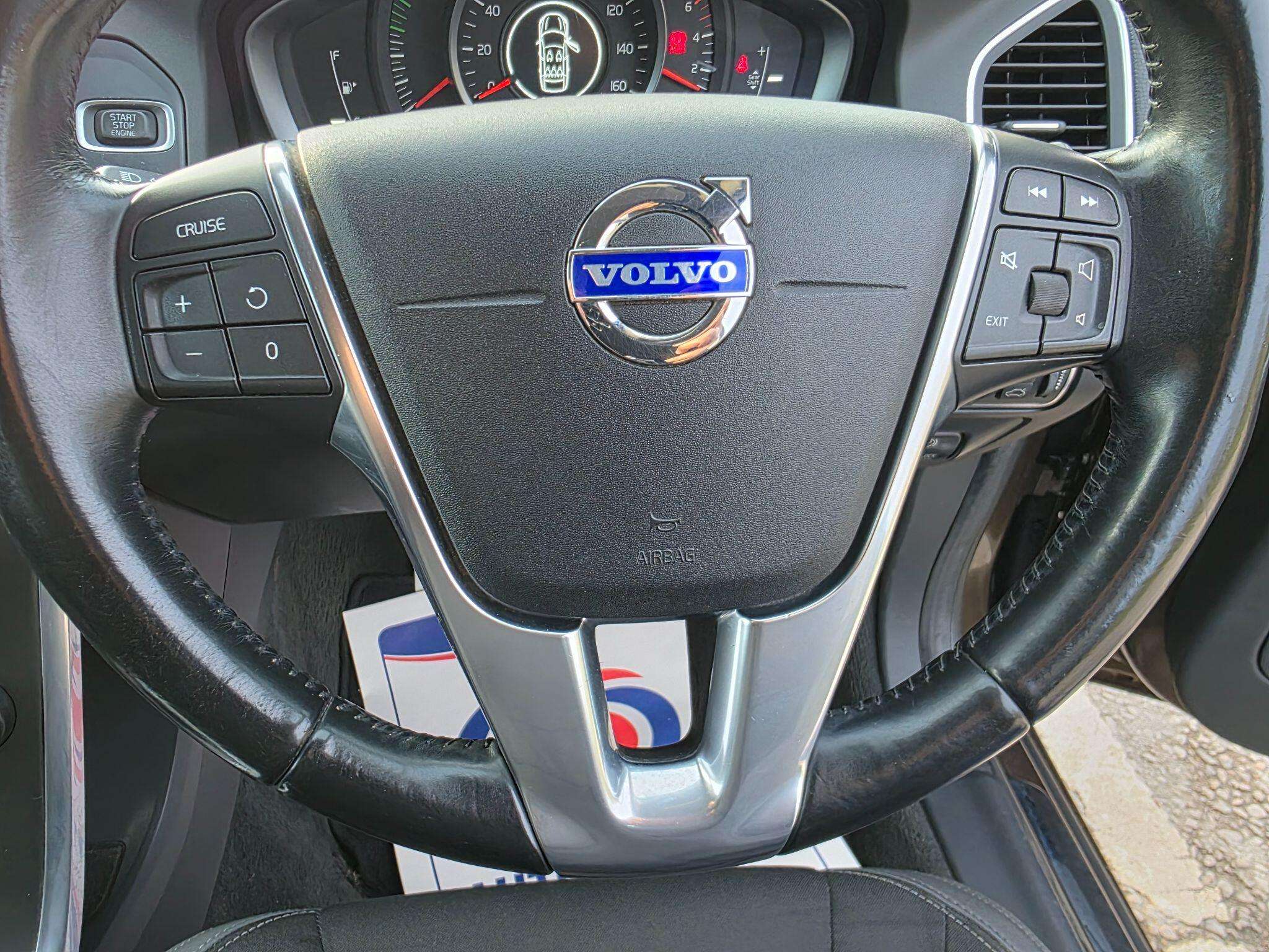 2013 VOLVO XC60 2013 VOLVO XC60