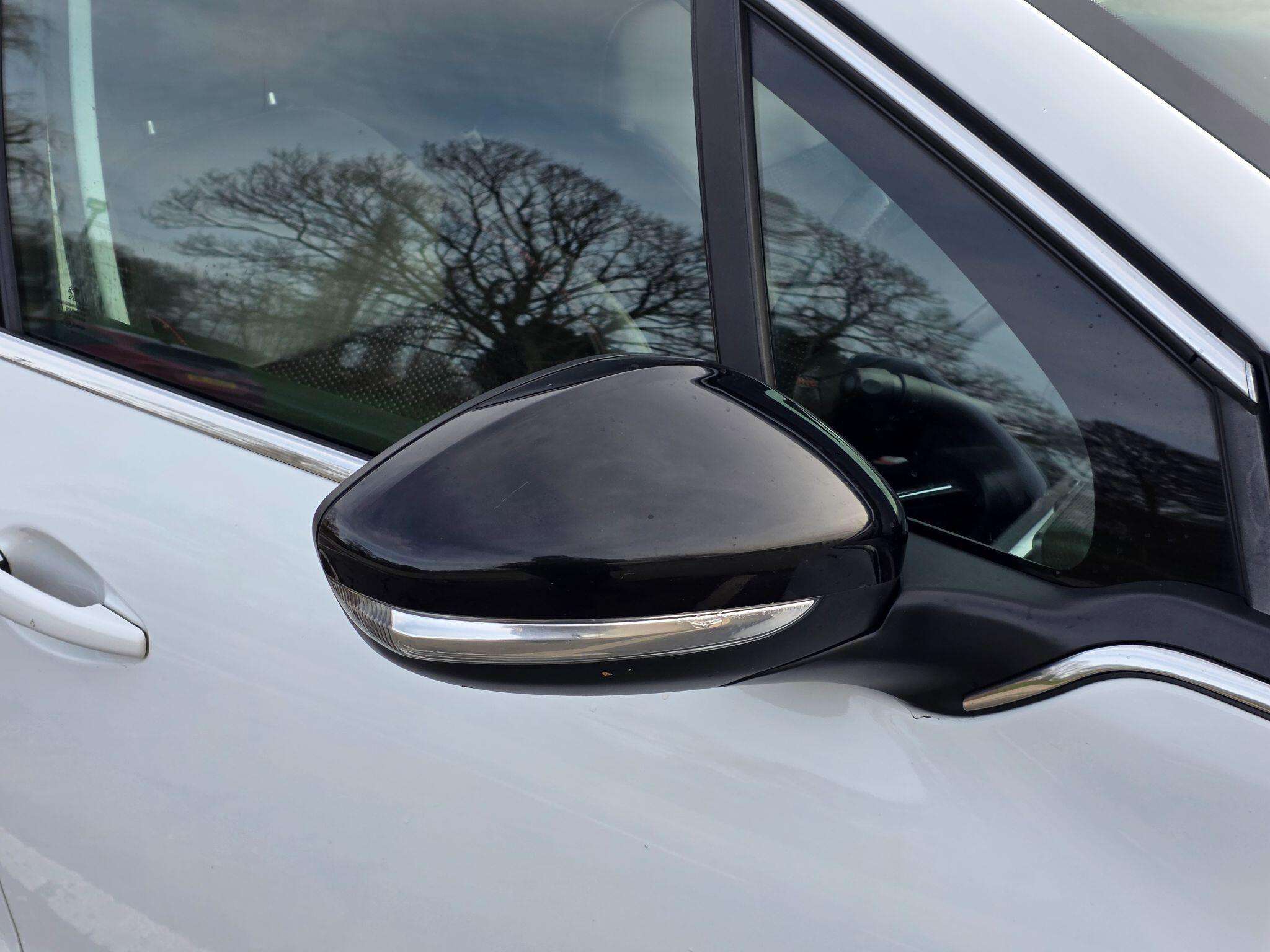 2016 PEUGEOT 208 2016 PEUGEOT 208