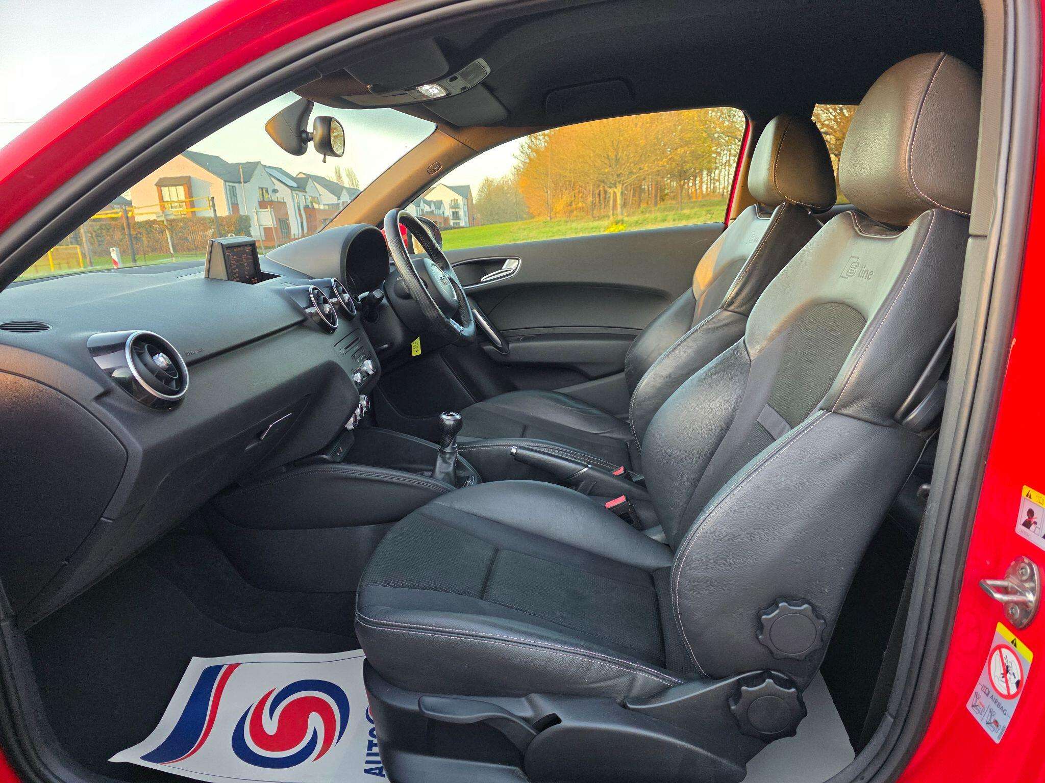 2013 AUDI A1 2013 AUDI A1