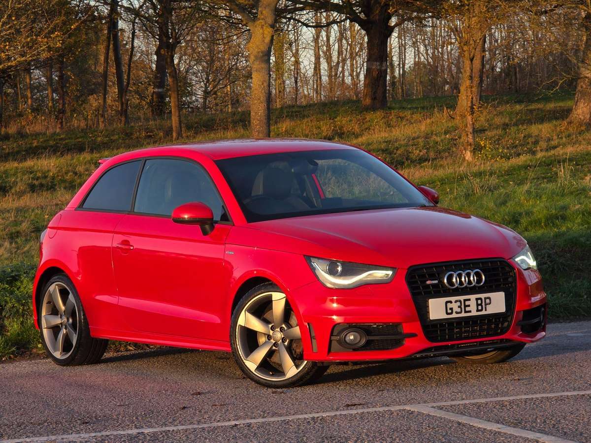 Check out this Audi A1 2013 Diesel Manual