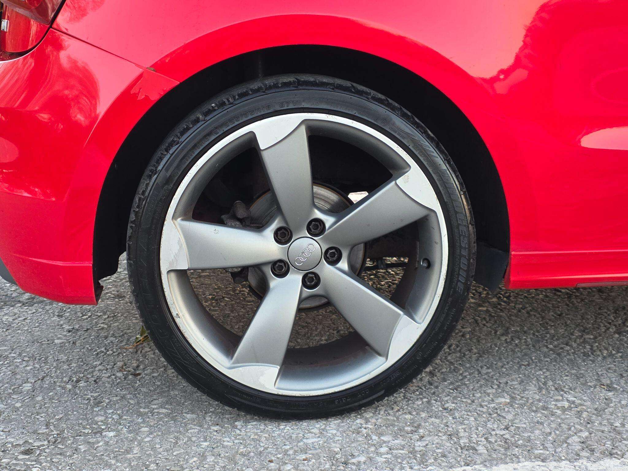 2013 AUDI A1 2013 AUDI A1