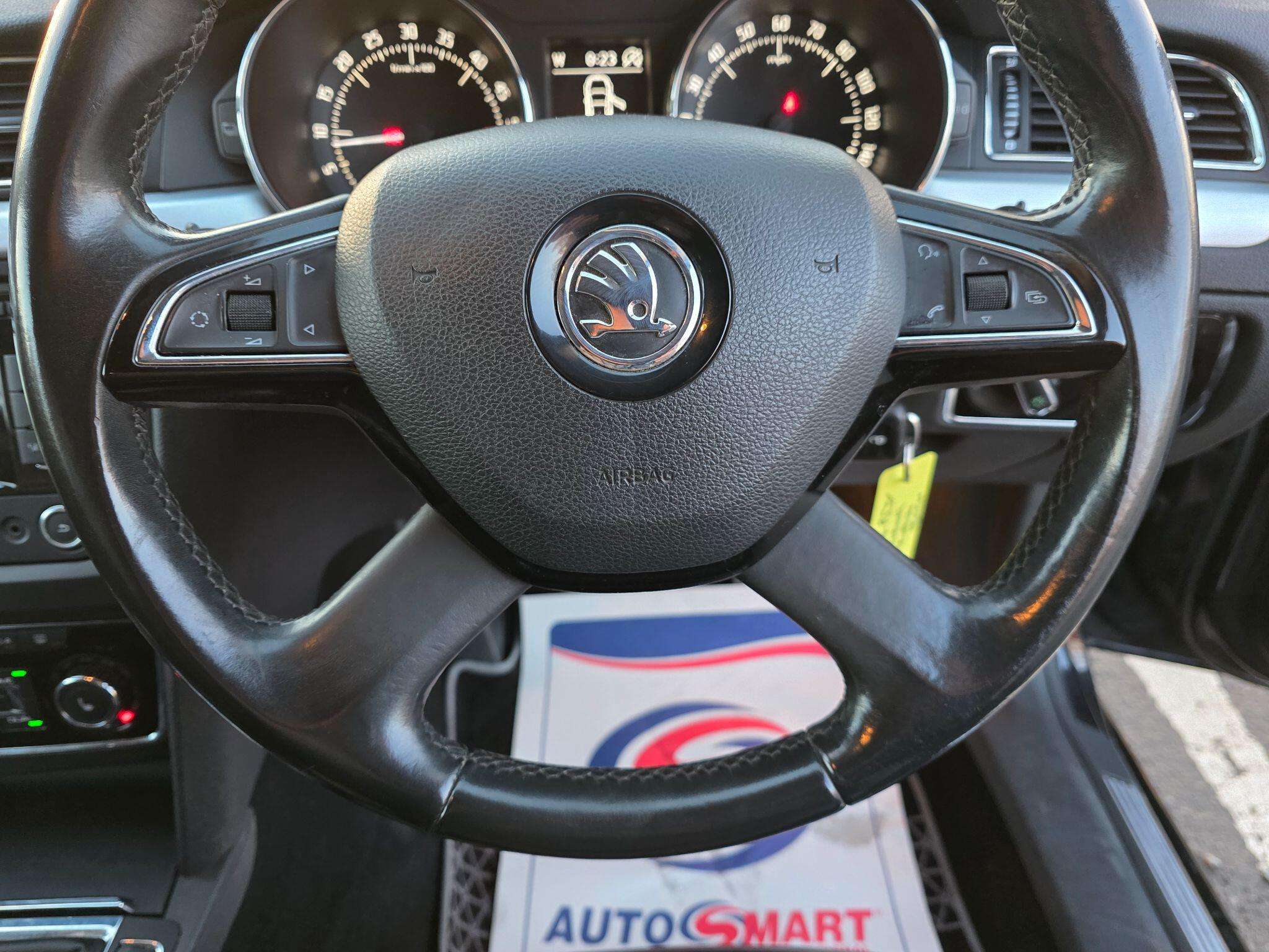 2014 SKODA SUPERB 2014 SKODA SUPERB