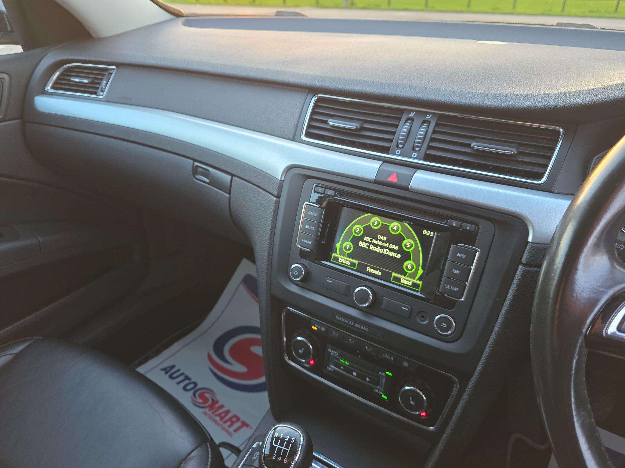 2014 SKODA SUPERB 2014 SKODA SUPERB