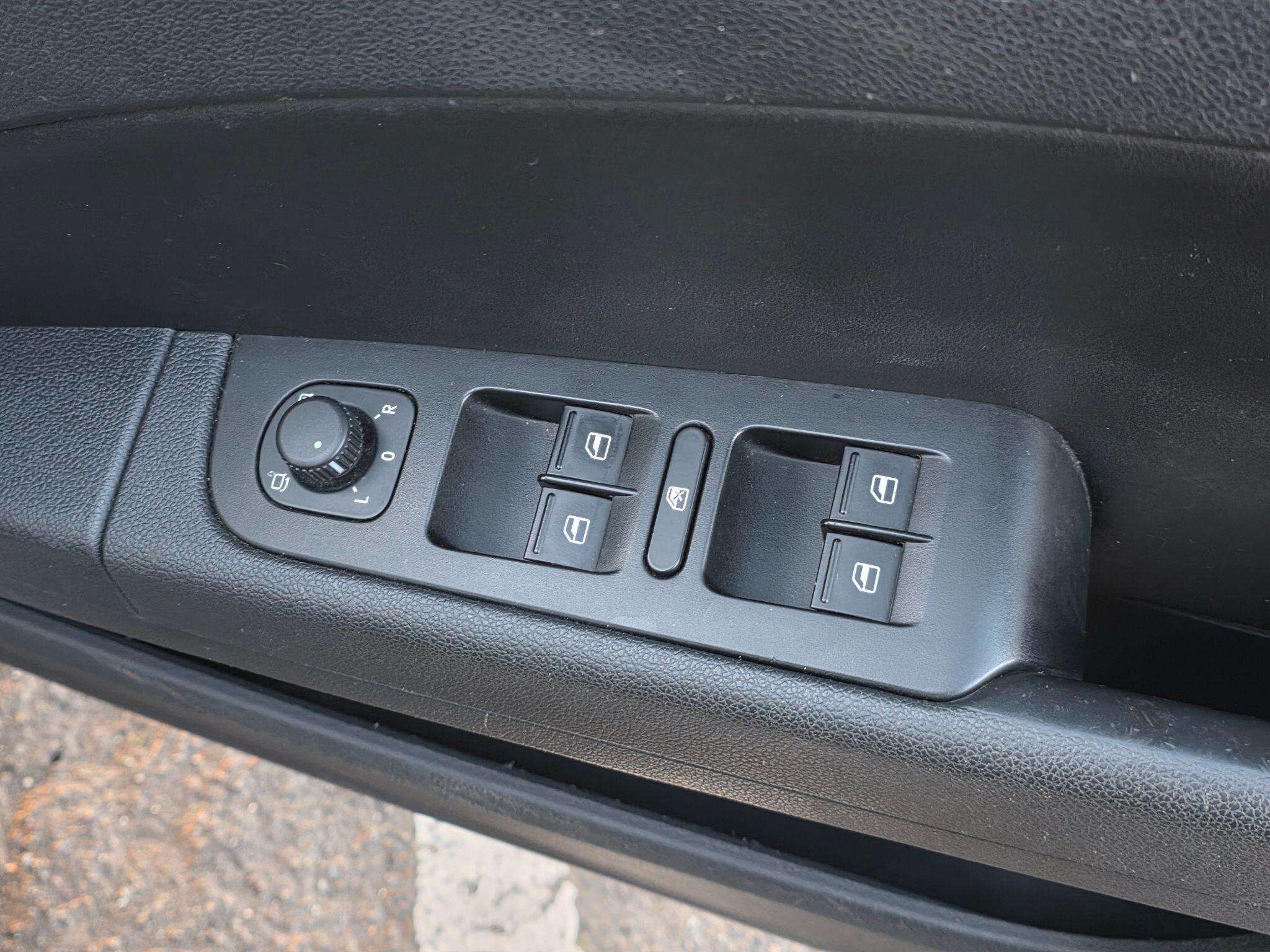 2014 SKODA SUPERB 2014 SKODA SUPERB