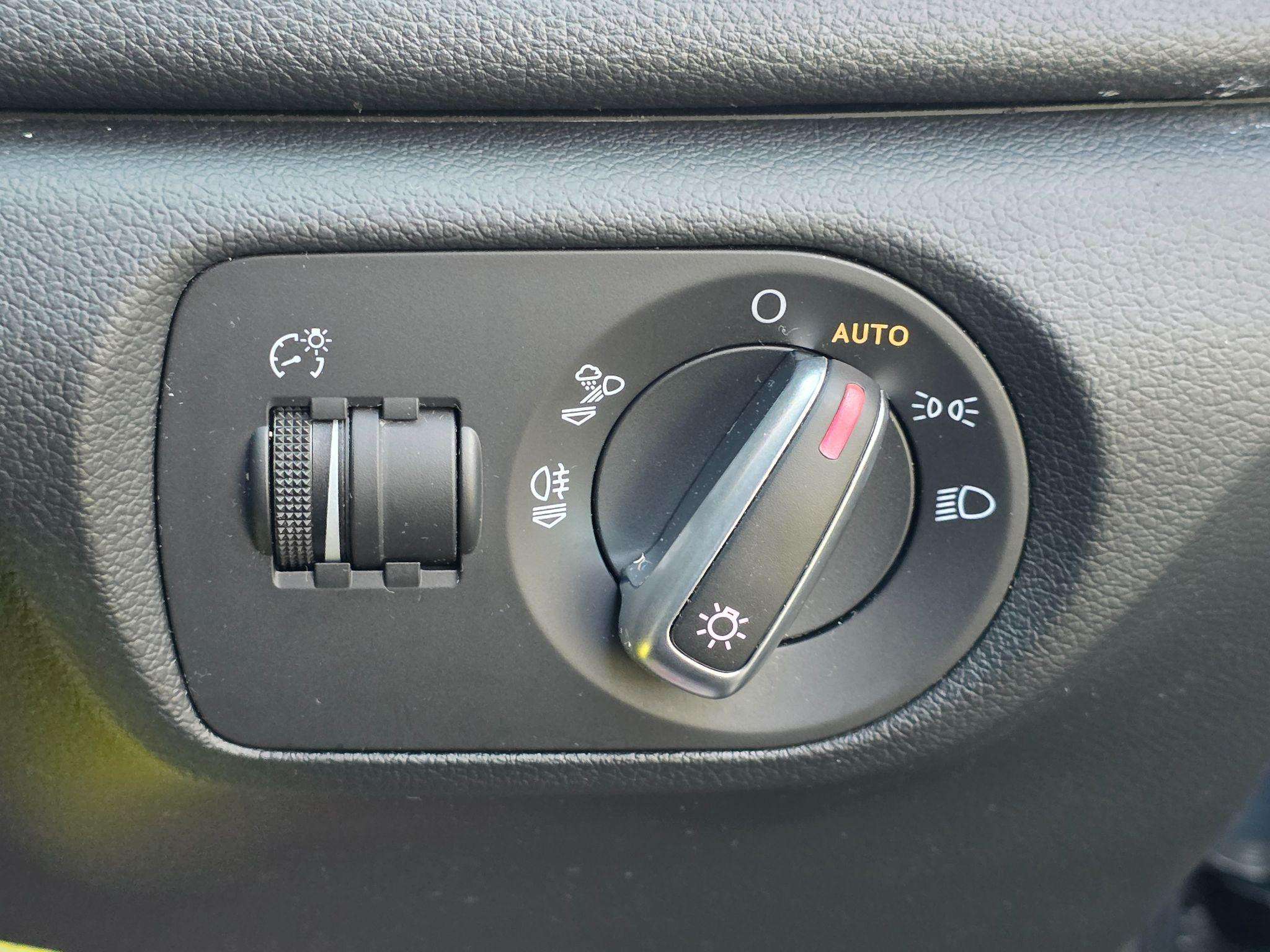 2018 AUDI Q3 2018 AUDI Q3