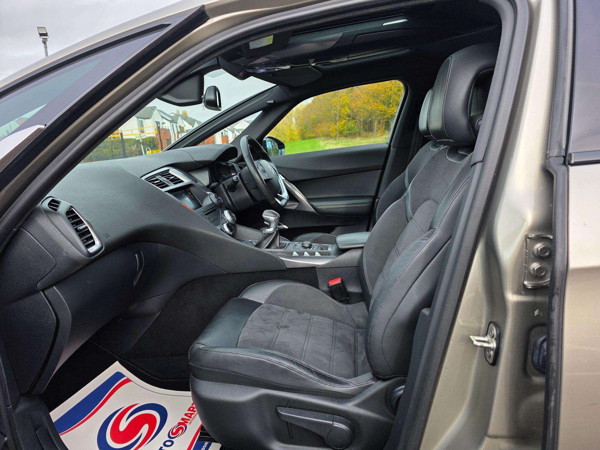 2015 CITROEN DS5 2015 CITROEN DS5