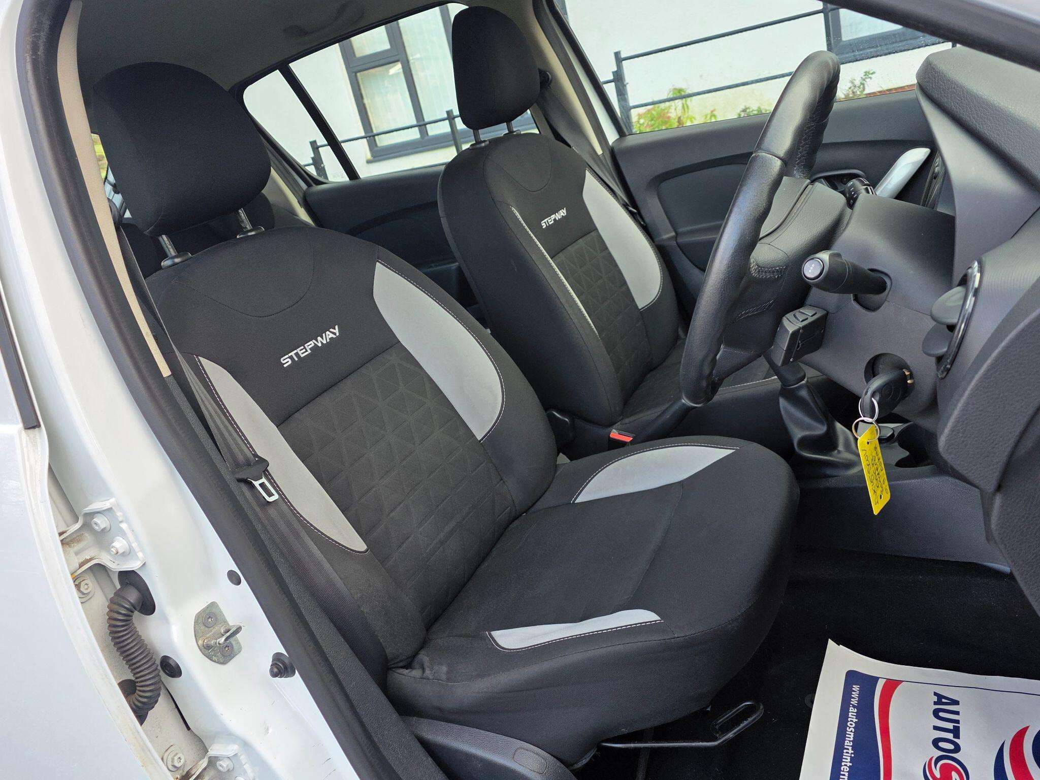 2015 DACIA SANDERO STEPWAY 2015 DACIA SANDERO STEPWAY