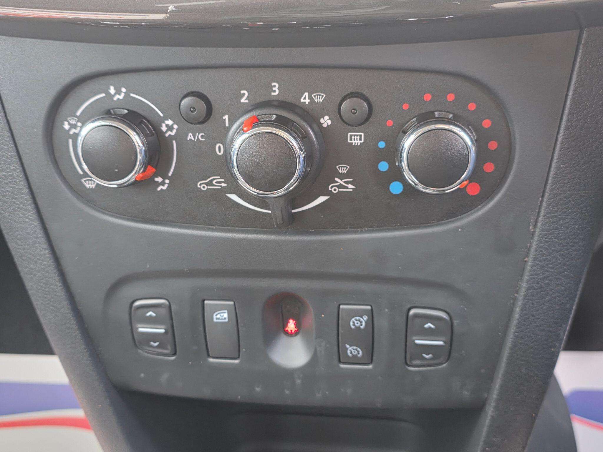 2015 DACIA SANDERO STEPWAY 2015 DACIA SANDERO STEPWAY