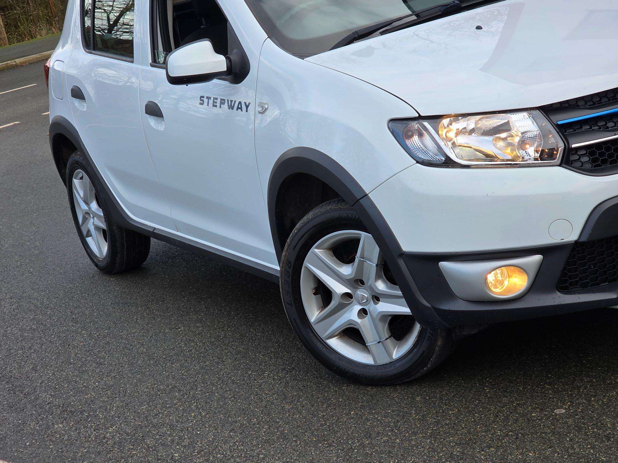 2015 DACIA SANDERO STEPWAY 2015 DACIA SANDERO STEPWAY