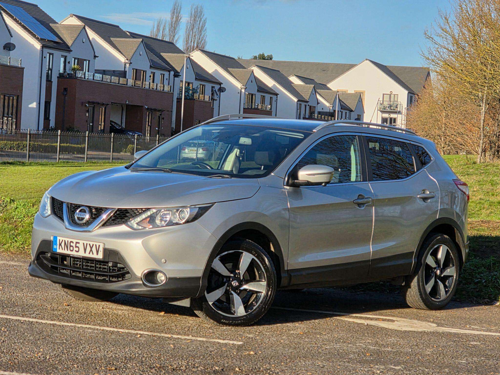 A 2016 NISSAN QASHQAI 1.5 dCi n-tec+ 2WD Euro 6 (s/s) 5dr A 2016 NISSAN QASHQAI 1.5 dCi n-tec+ 2WD Euro 6 (s/s) 5dr