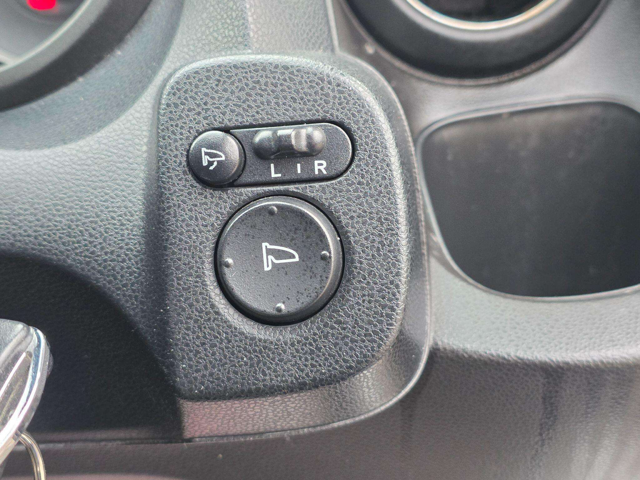 2013 HONDA JAZZ 2013 HONDA JAZZ