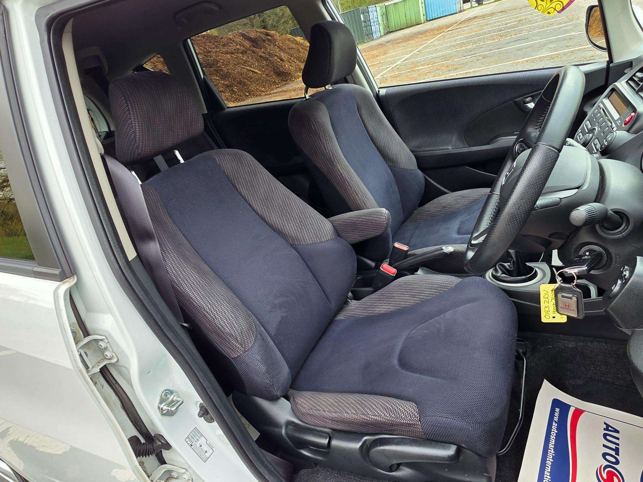 2013 HONDA JAZZ 2013 HONDA JAZZ