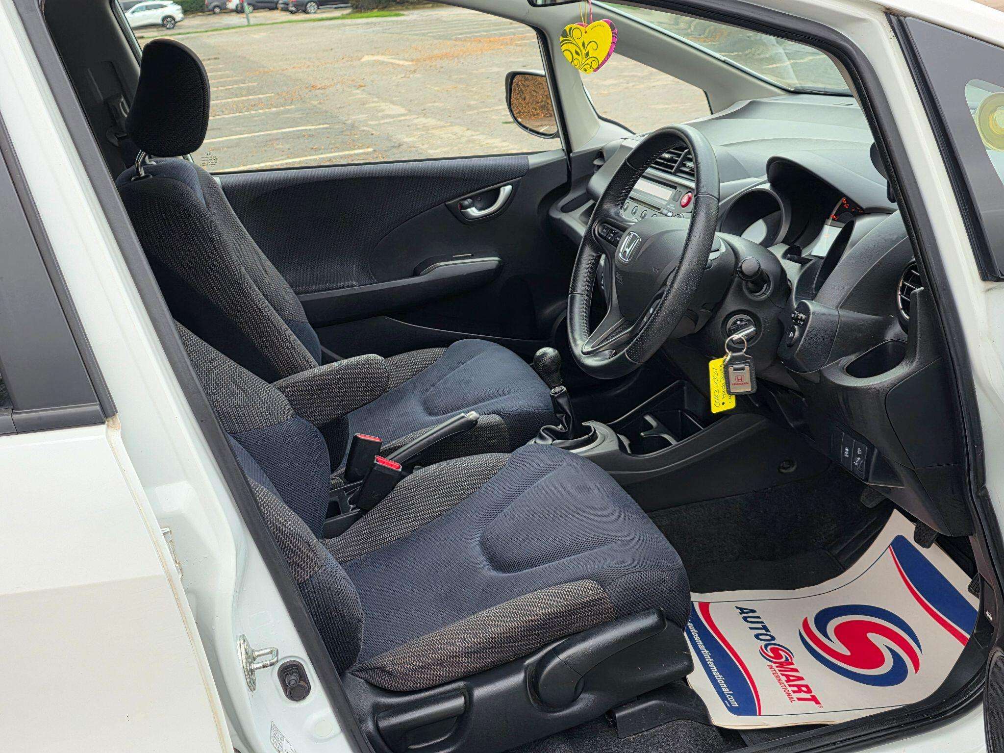 2013 HONDA JAZZ 2013 HONDA JAZZ