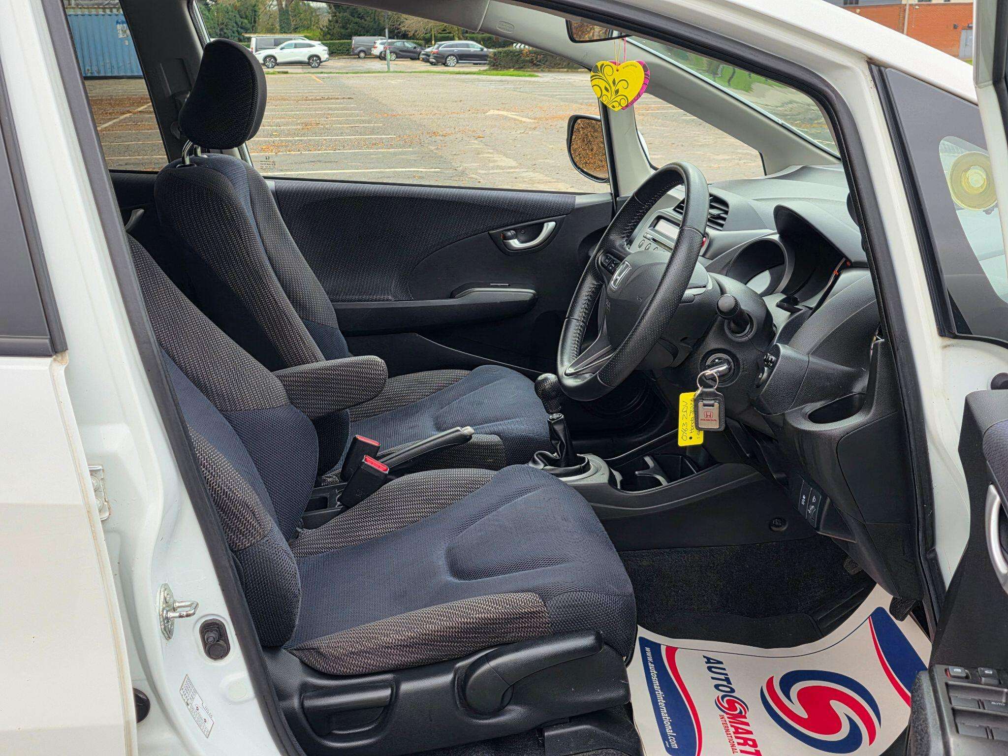 2013 HONDA JAZZ 2013 HONDA JAZZ