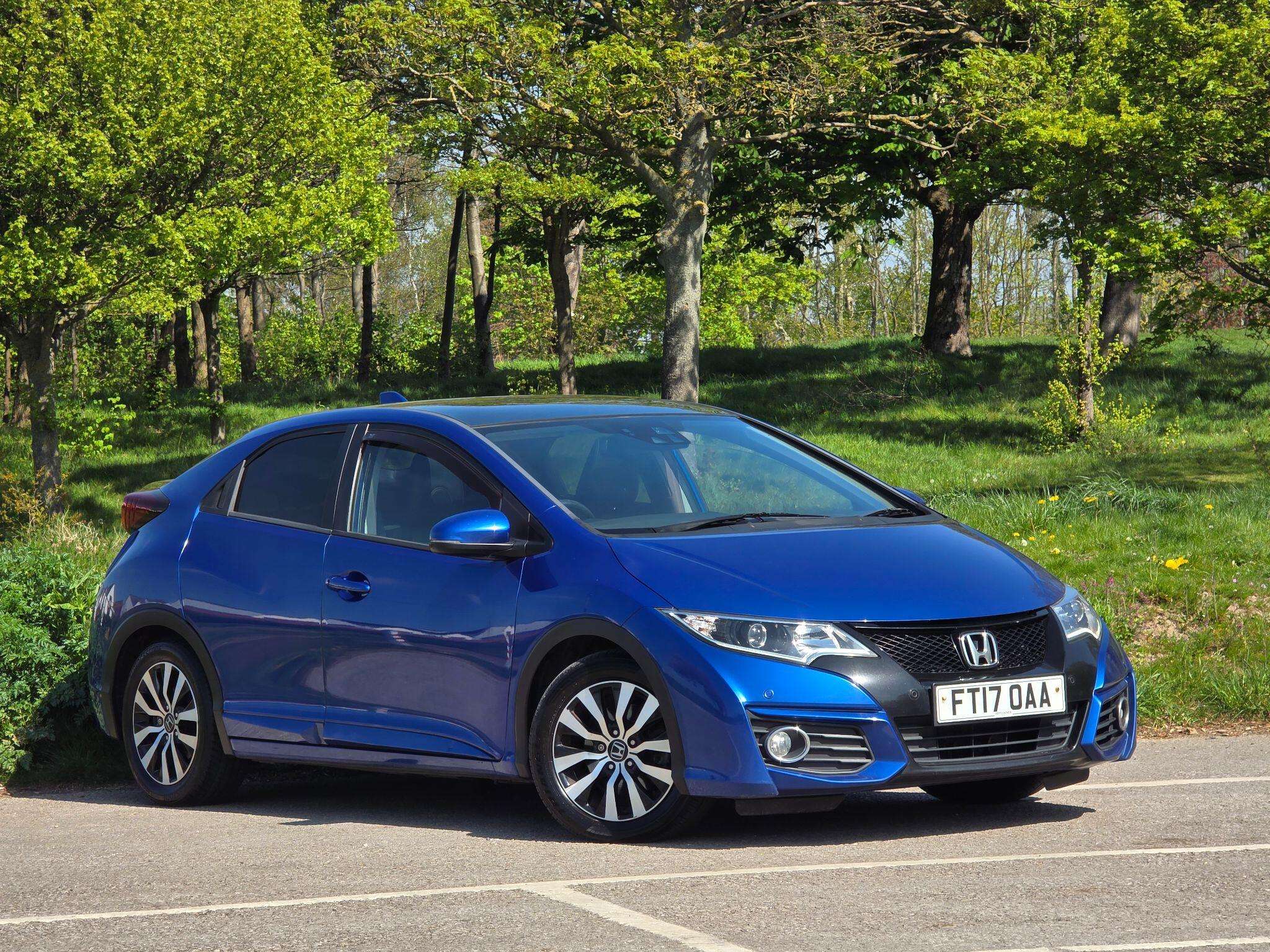 A 2017 HONDA CIVIC 1.6 i-DTEC SR Euro 5 (s/s) 5dr A 2017 HONDA CIVIC 1.6 i-DTEC SR Euro 5 (s/s) 5dr