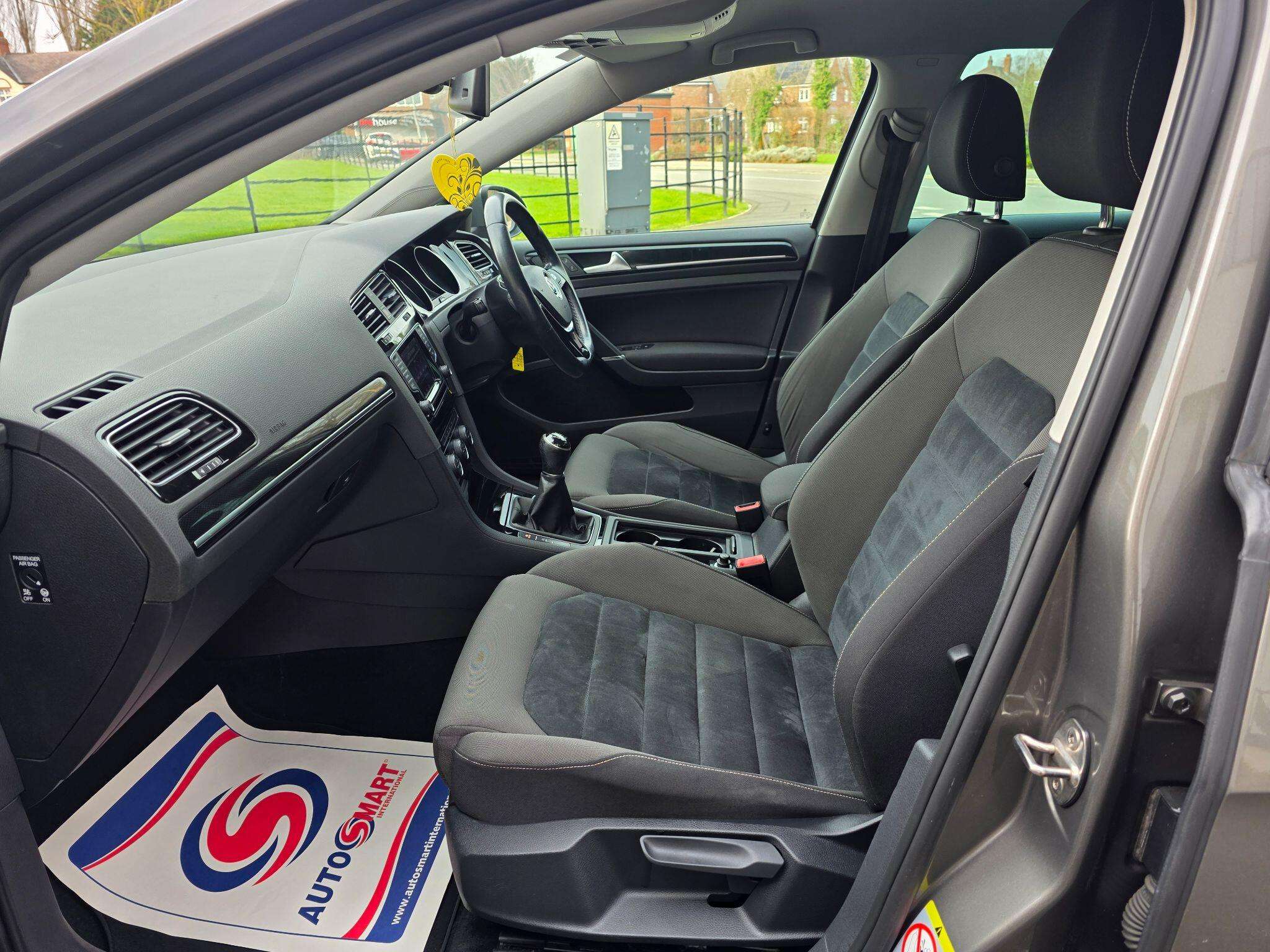 2013 VOLKSWAGEN GOLF 2013 VOLKSWAGEN GOLF