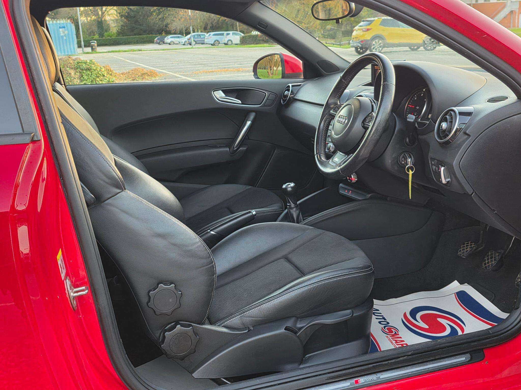 2013 AUDI A1 2013 AUDI A1