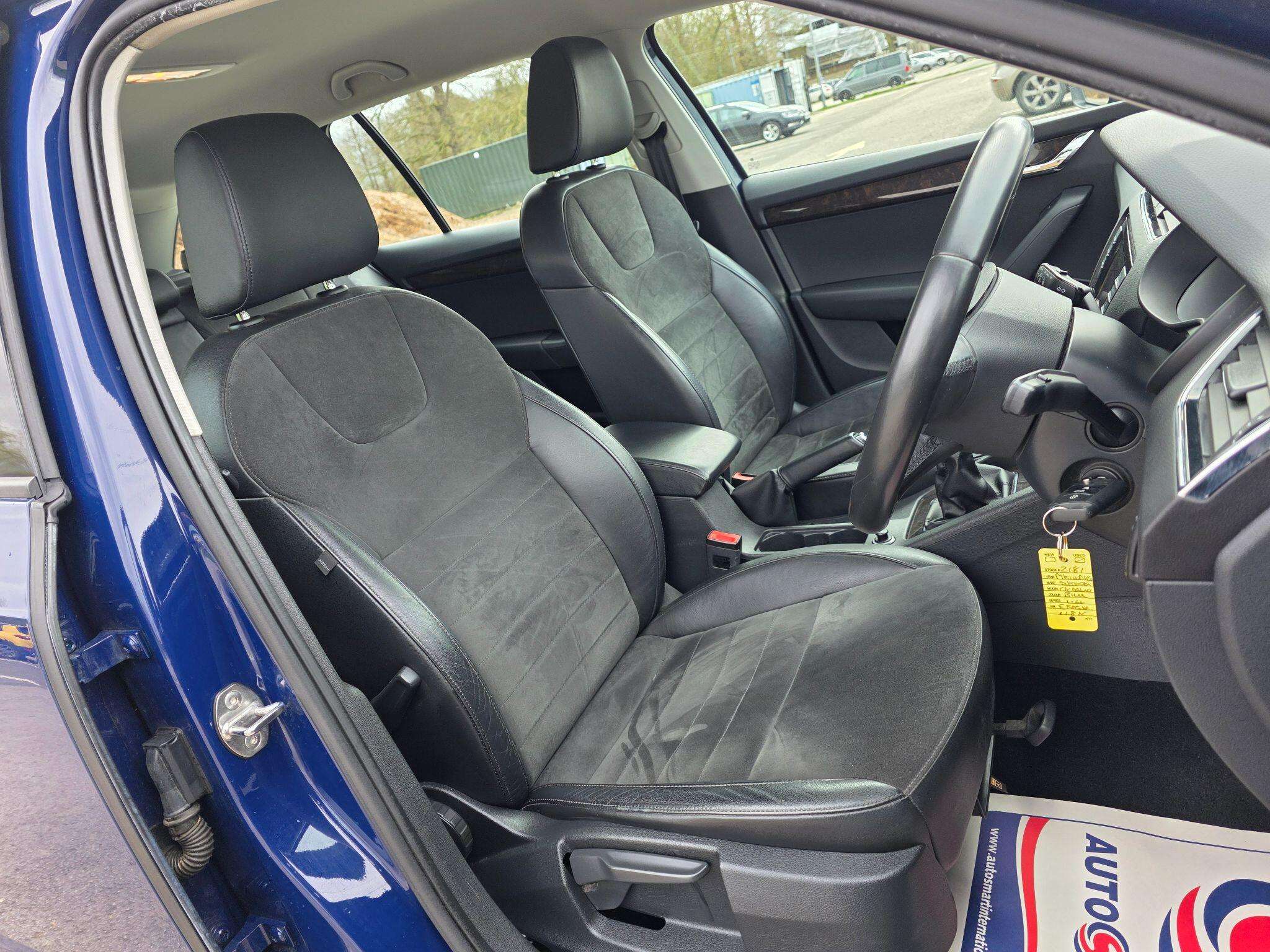 2014 SKODA OCTAVIA 2014 SKODA OCTAVIA