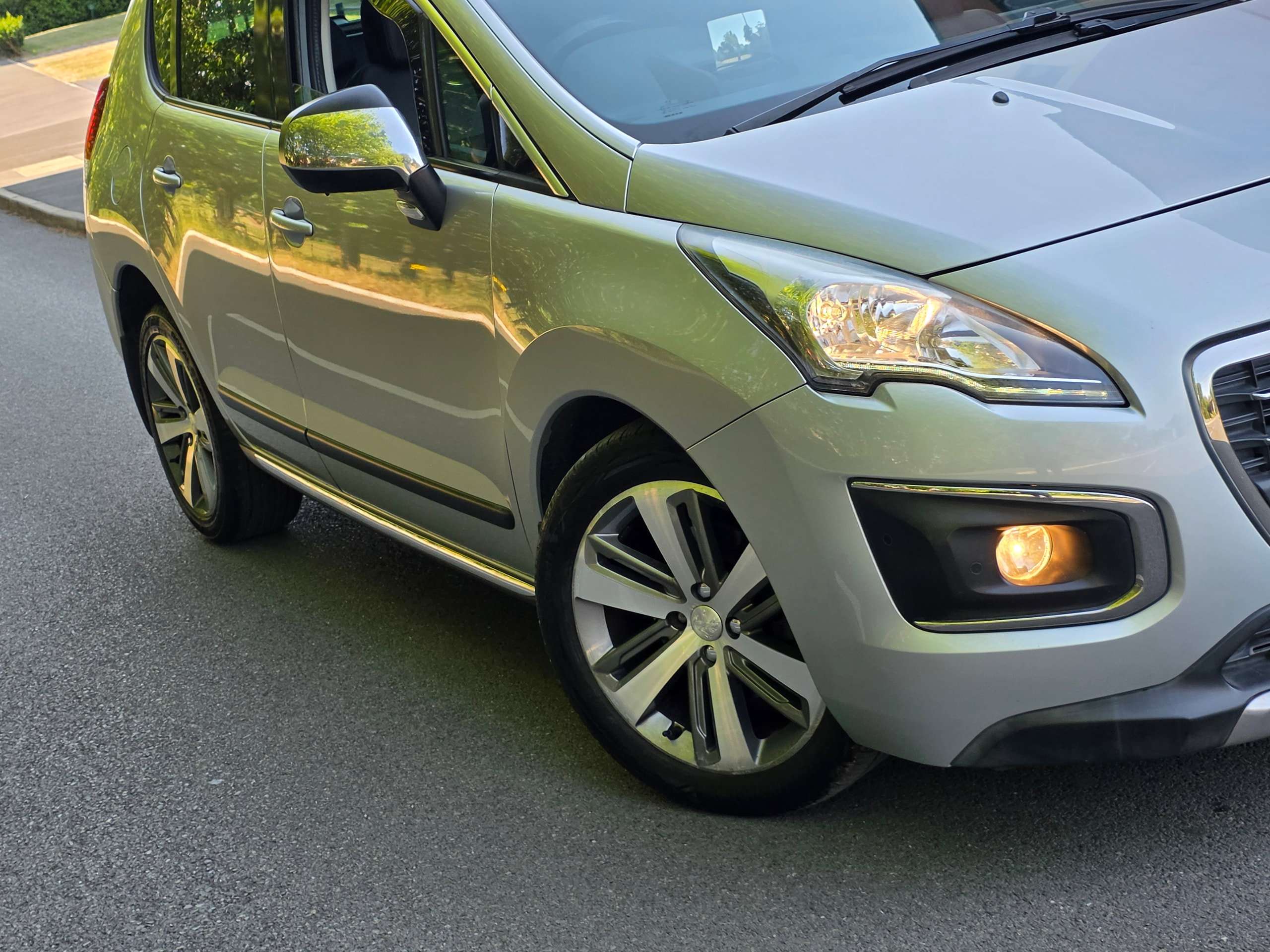 2014 PEUGEOT 3008 2014 PEUGEOT 3008