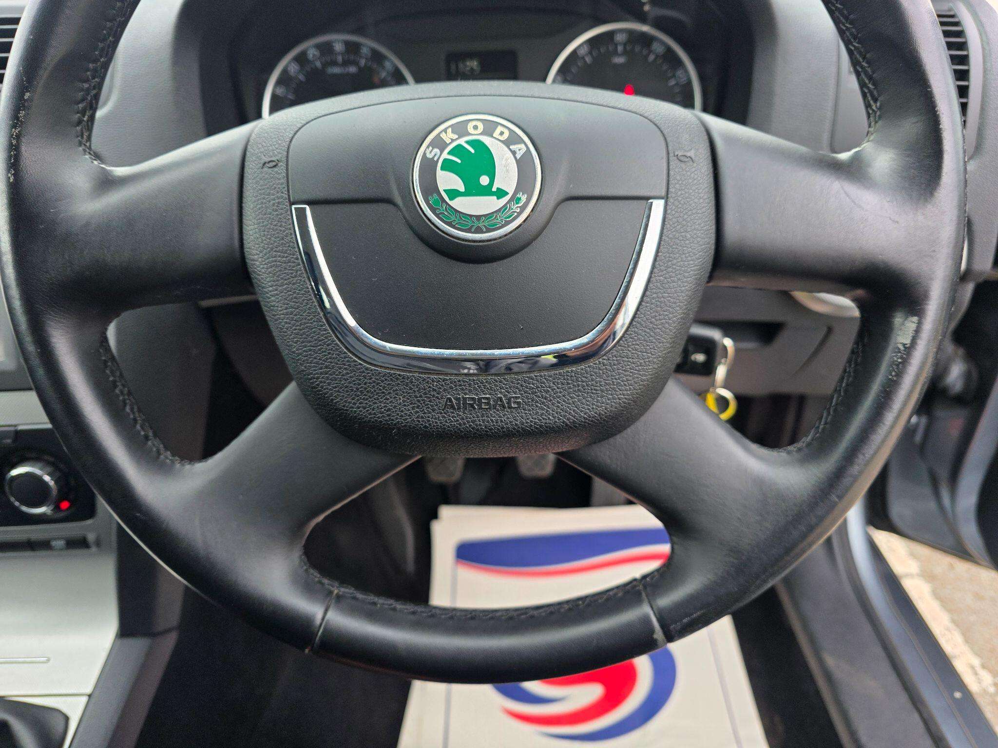 2012 SKODA OCTAVIA 2012 SKODA OCTAVIA